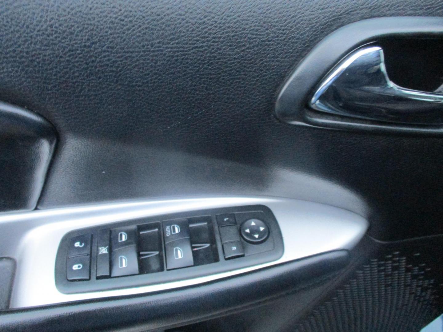 2014 BLUE Dodge Journey SE (3C4PDCAB9ET) with an 2.4L L4 DOHC 16V engine, 4-Speed Automatic transmission, located at 540a Delsea Drive, Sewell, NJ, 08080, (987) 867-5309, 39.752560, -75.111206 - Photo#14