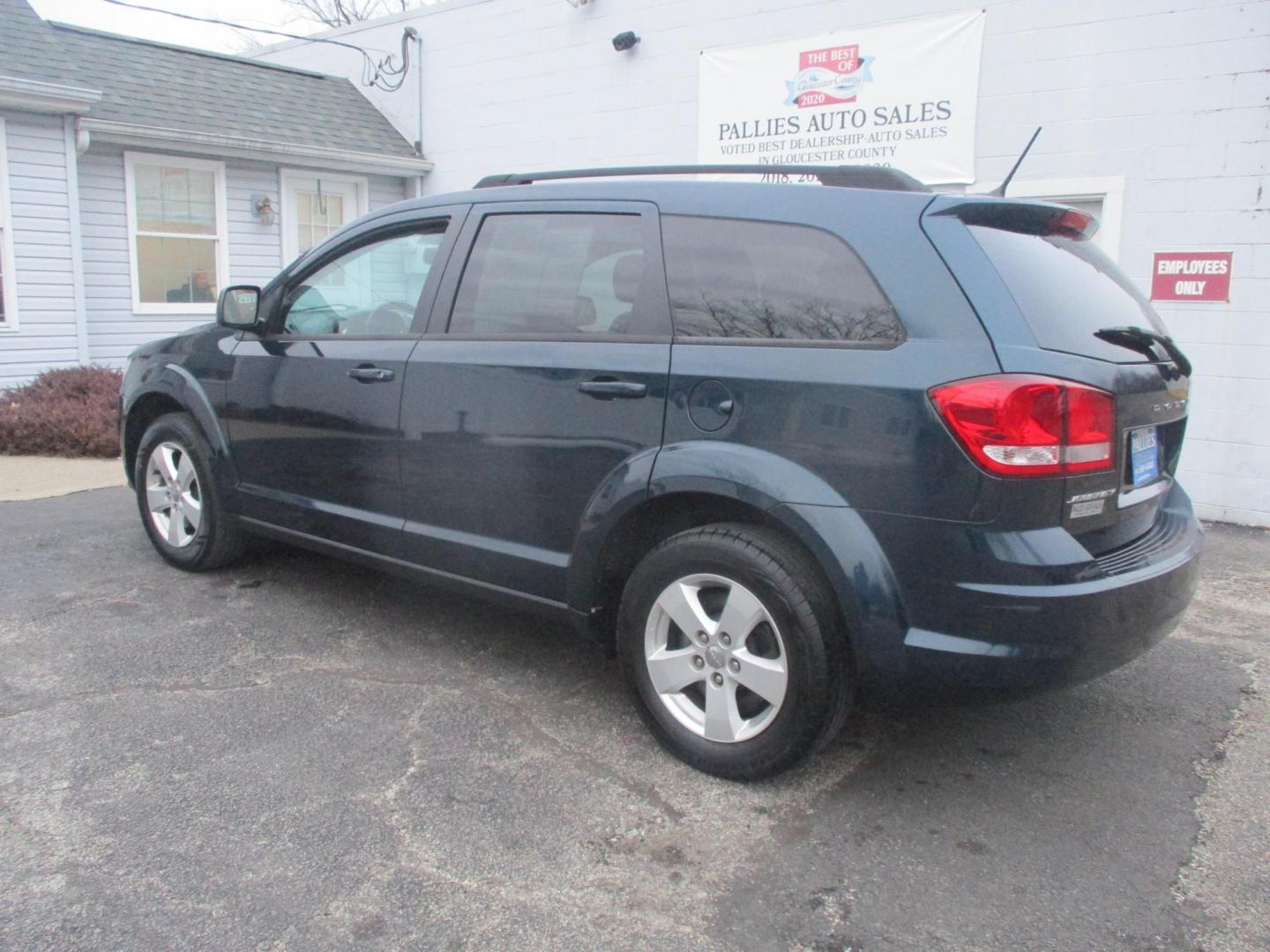 2014 BLUE Dodge Journey SE (3C4PDCAB9ET) with an 2.4L L4 DOHC 16V engine, 4-Speed Automatic transmission, located at 540a Delsea Drive, Sewell, NJ, 08080, (987) 867-5309, 39.752560, -75.111206 - Photo#3