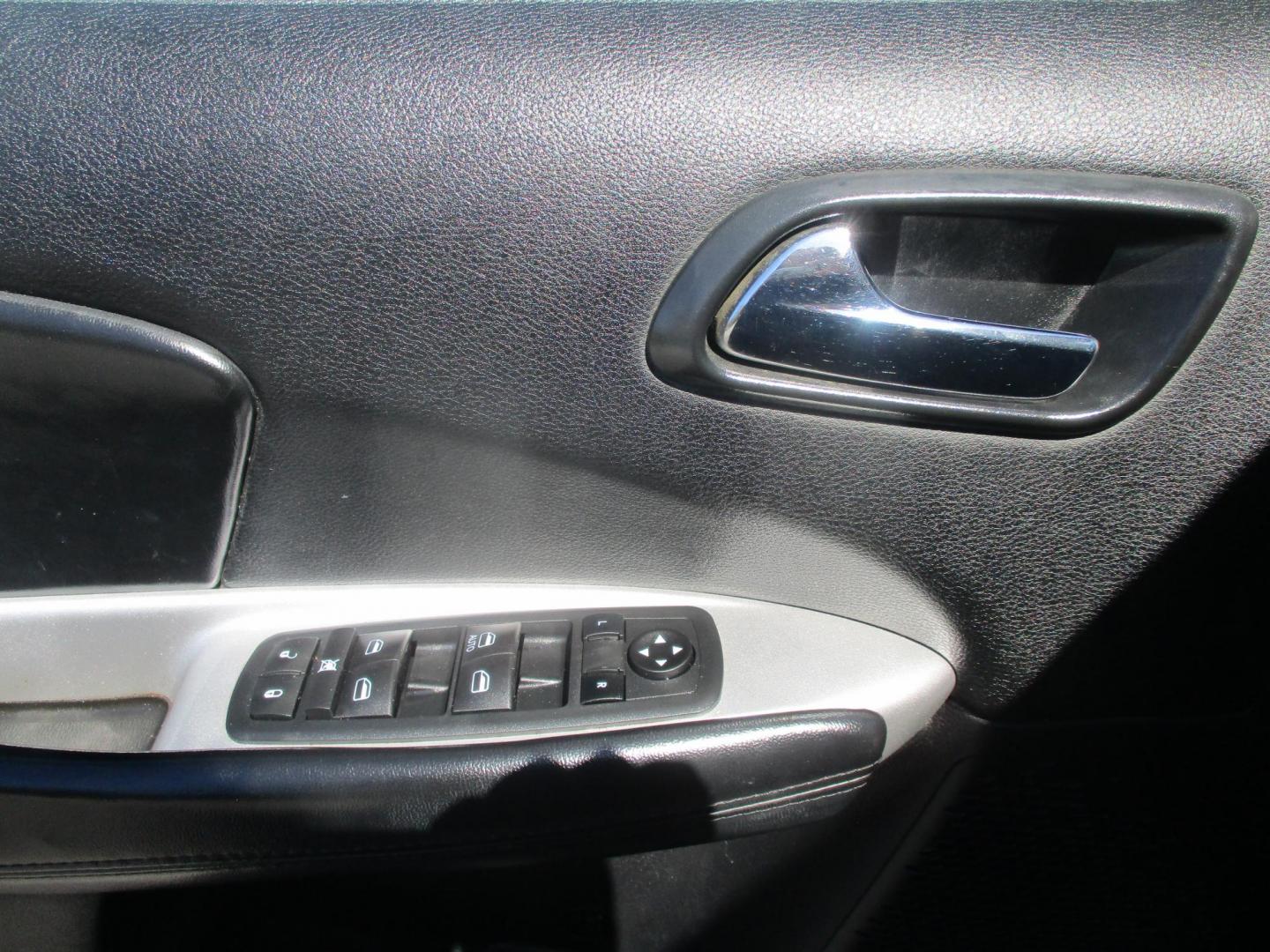 2014 BLUE Dodge Journey SE (3C4PDCAB9ET) with an 2.4L L4 DOHC 16V engine, 4-Speed Automatic transmission, located at 540a Delsea Drive, Sewell, NJ, 08080, (987) 867-5309, 39.752560, -75.111206 - Photo#10