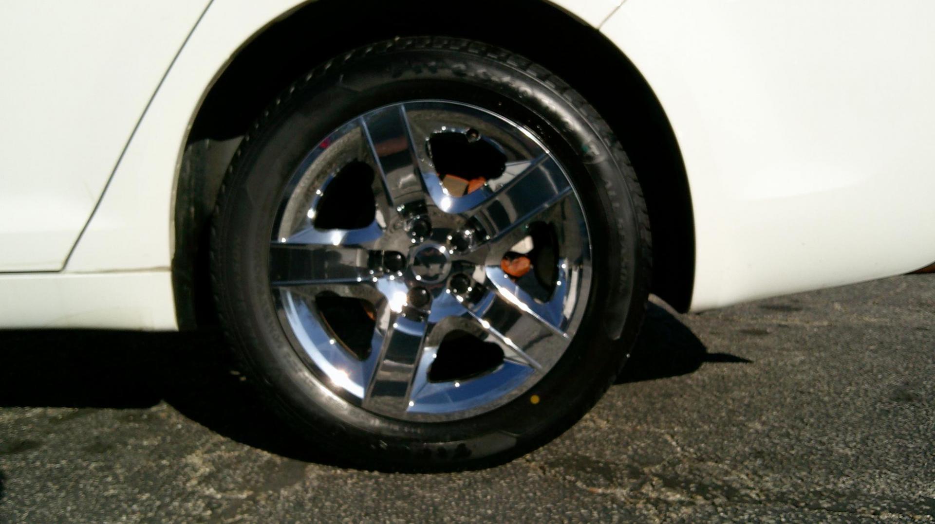 2010 WHITE Chevrolet Malibu Fleet Vehicle (1G1ZA5E03AF) with an 2.4L L4 DOHC 16V engine, 4-Speed Automatic Overdrive transmission, located at 540a Delsea Drive, Sewell, NJ, 08080, (987) 867-5309, 39.752560, -75.111206 - Photo#24