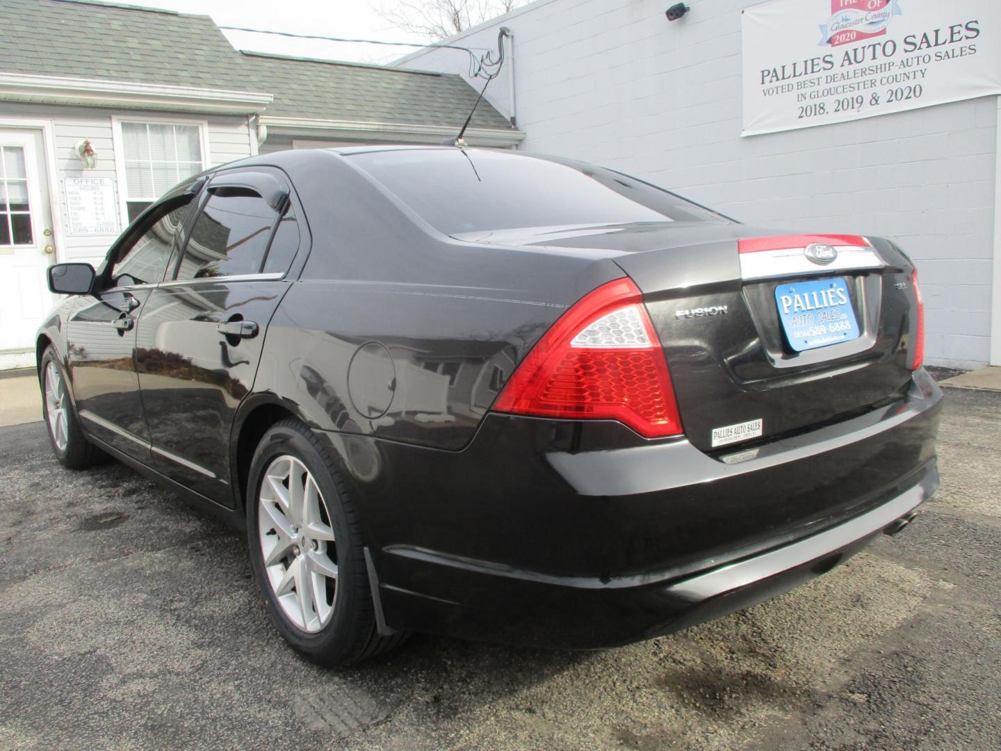 2011 BLACK Ford Fusion I4 SEL (3FAHP0JA3BR) with an 2.5L L4 DOHC 16V engine, located at 540a Delsea Drive, Sewell, NJ, 08080, (987) 867-5309, 39.752560, -75.111206 - Photo#2