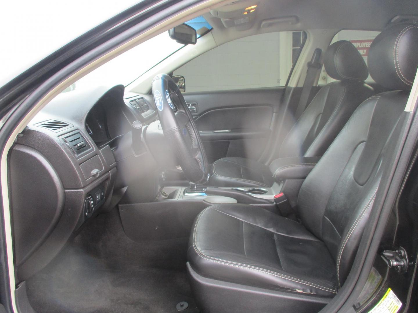 2011 BLACK Ford Fusion I4 SEL (3FAHP0JA3BR) with an 2.5L L4 DOHC 16V engine, located at 540a Delsea Drive, Sewell, NJ, 08080, (987) 867-5309, 39.752560, -75.111206 - Photo#12