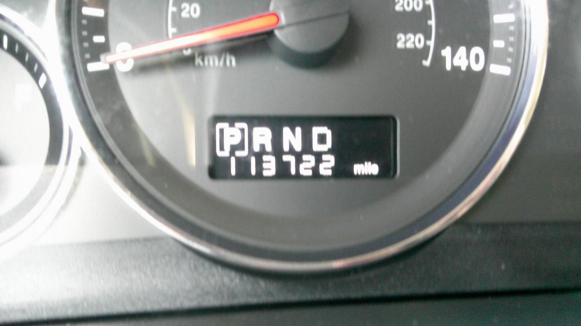 2009 WHITE Jeep Grand Cherokee Laredo 4WD (1J8GR48K89C) with an 3.7L V6 SOHC 12V engine, 5-Speed Automatic transmission, located at 540a Delsea Drive, Sewell, NJ, 08080, (987) 867-5309, 39.752560, -75.111206 - Photo#16