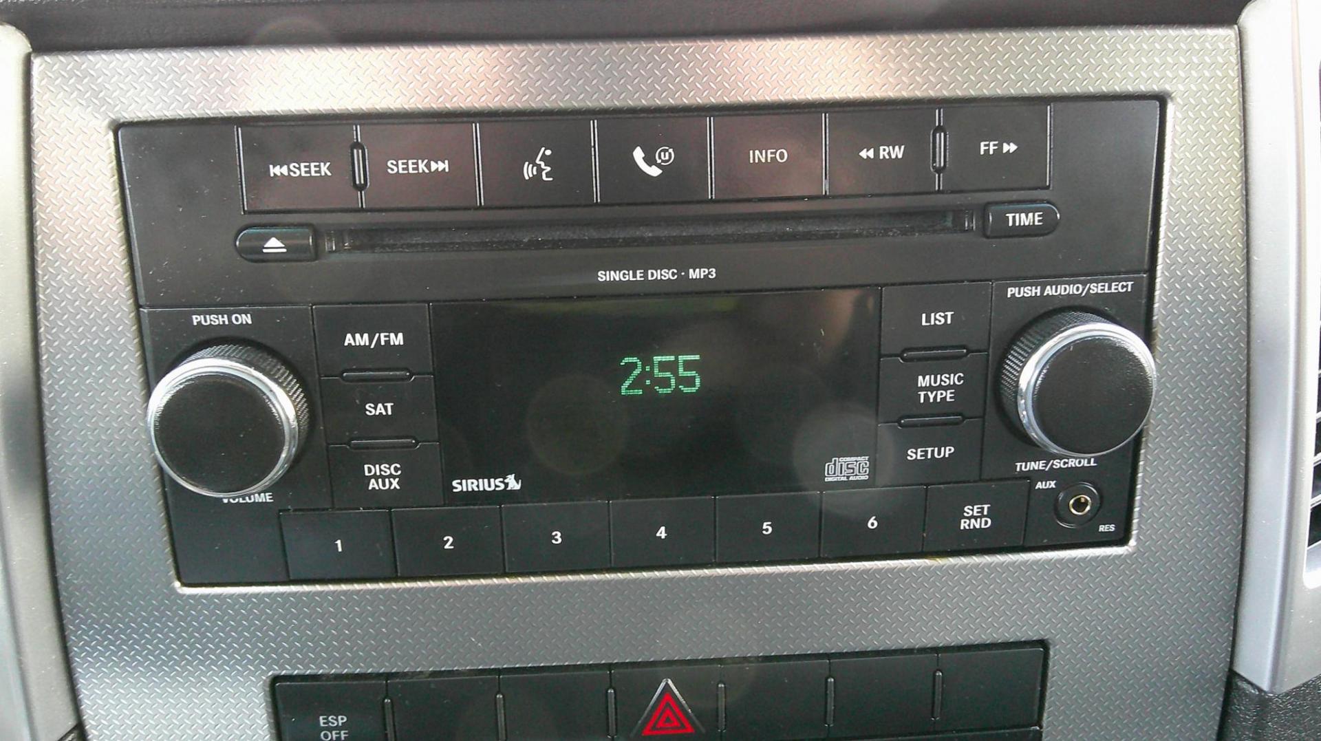 2009 WHITE Jeep Grand Cherokee Laredo 4WD (1J8GR48K89C) with an 3.7L V6 SOHC 12V engine, 5-Speed Automatic transmission, located at 540a Delsea Drive, Sewell, NJ, 08080, (987) 867-5309, 39.752560, -75.111206 - Photo#17