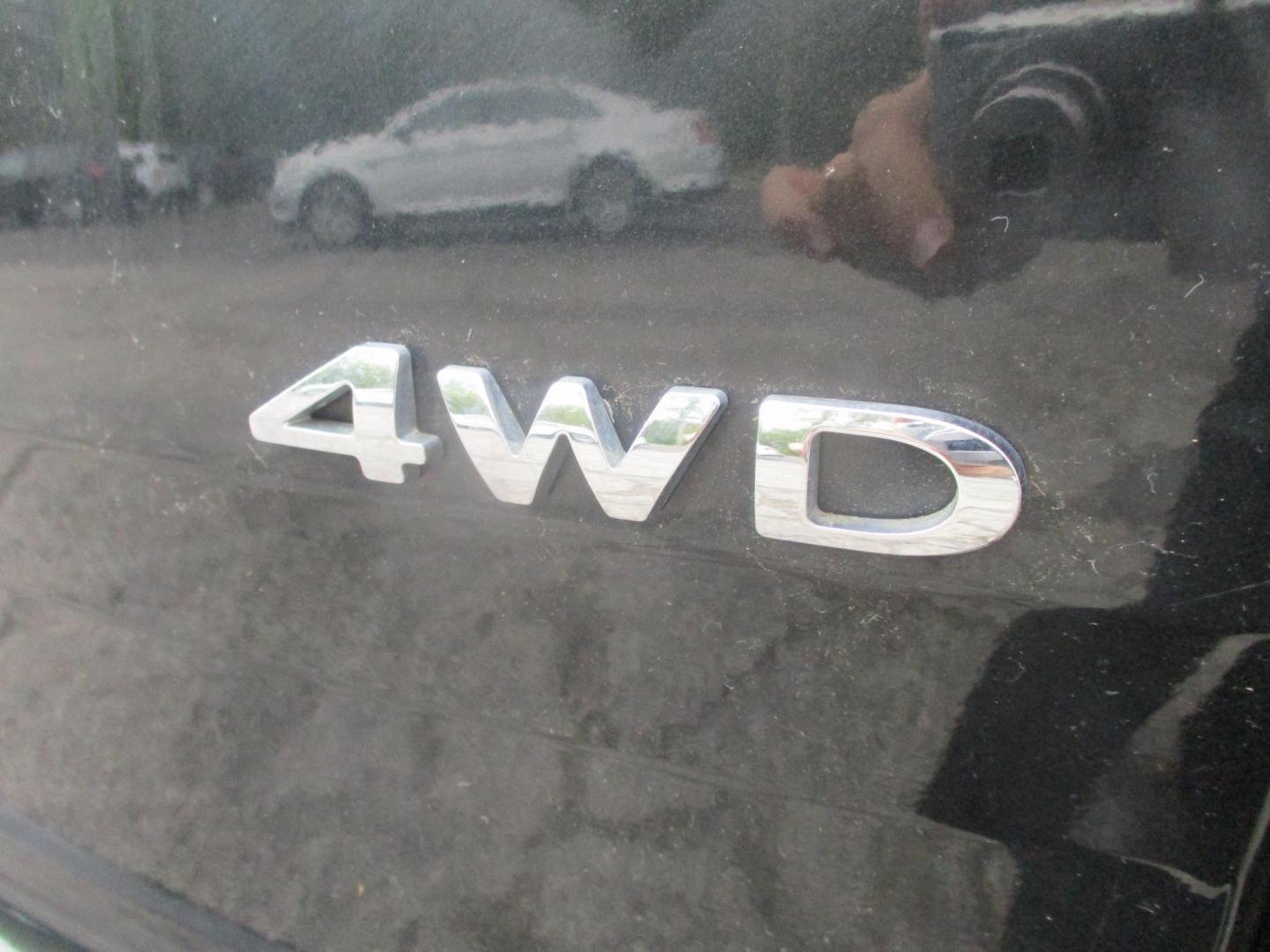 2013 BLACK Ford Explorer XLT 4WD (1FM5K8D81DG) with an 3.5L V6 DOHC 24V engine, 6-Speed Automatic transmission, located at 540a Delsea Drive, Sewell, NJ, 08080, (987) 867-5309, 39.752560, -75.111206 - Photo#5