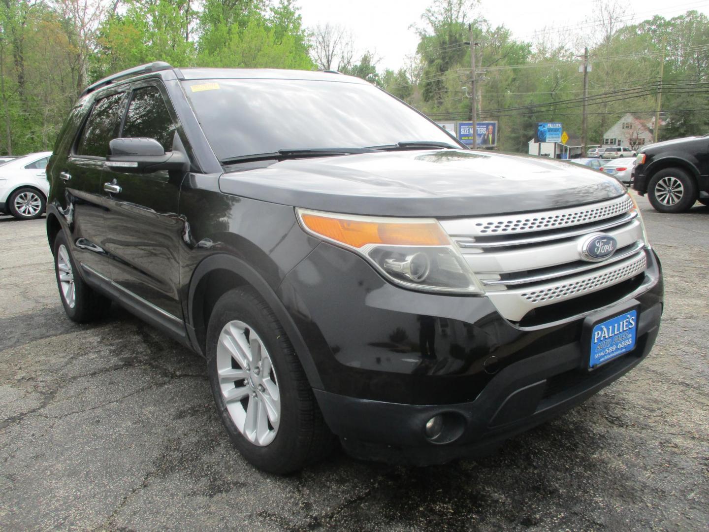 2013 BLACK Ford Explorer XLT 4WD (1FM5K8D81DG) with an 3.5L V6 DOHC 24V engine, 6-Speed Automatic transmission, located at 540a Delsea Drive, Sewell, NJ, 08080, (987) 867-5309, 39.752560, -75.111206 - Photo#8