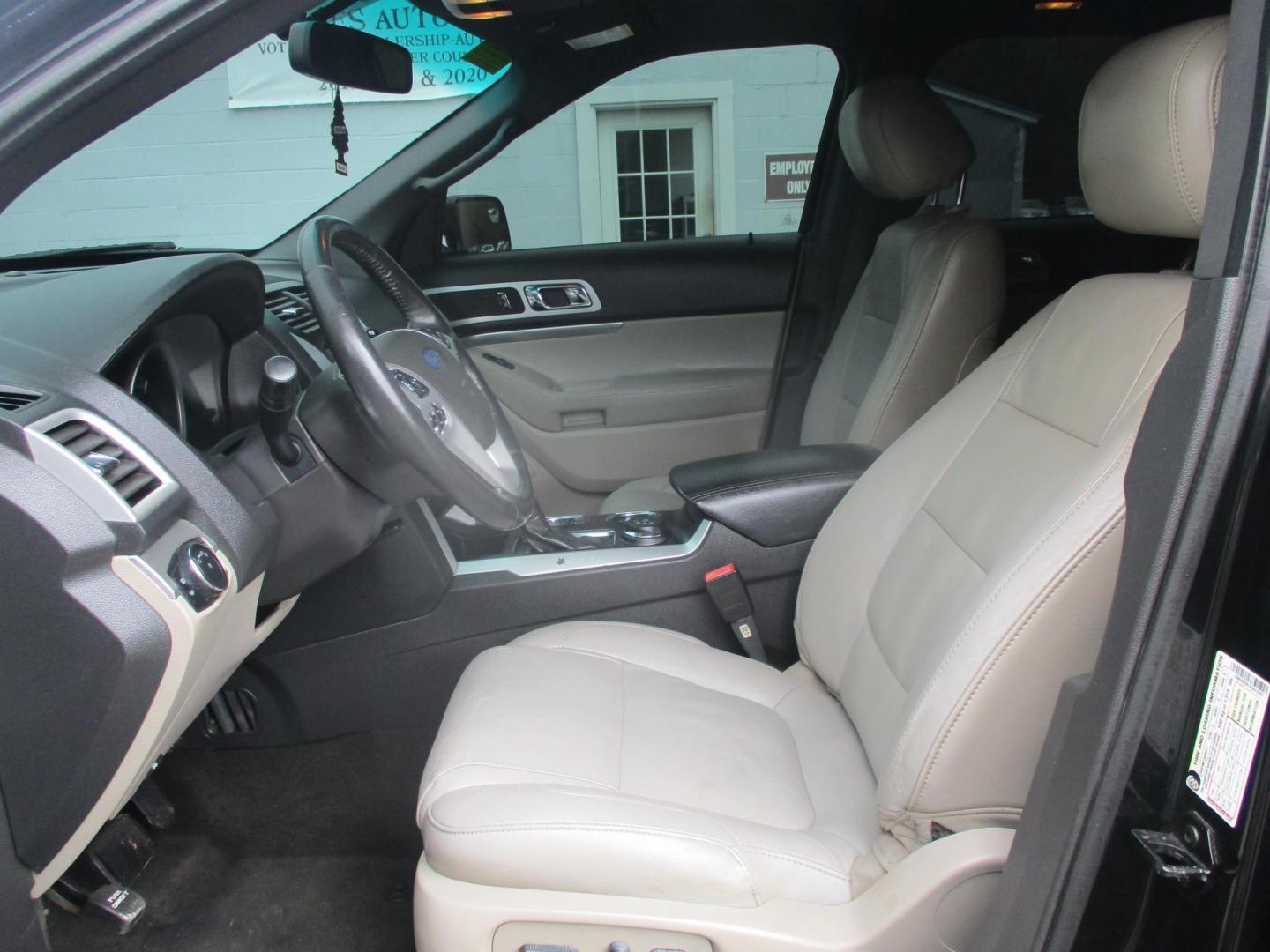 2013 BLACK Ford Explorer XLT 4WD (1FM5K8D81DG) with an 3.5L V6 DOHC 24V engine, 6-Speed Automatic transmission, located at 540a Delsea Drive, Sewell, NJ, 08080, (987) 867-5309, 39.752560, -75.111206 - Photo#12