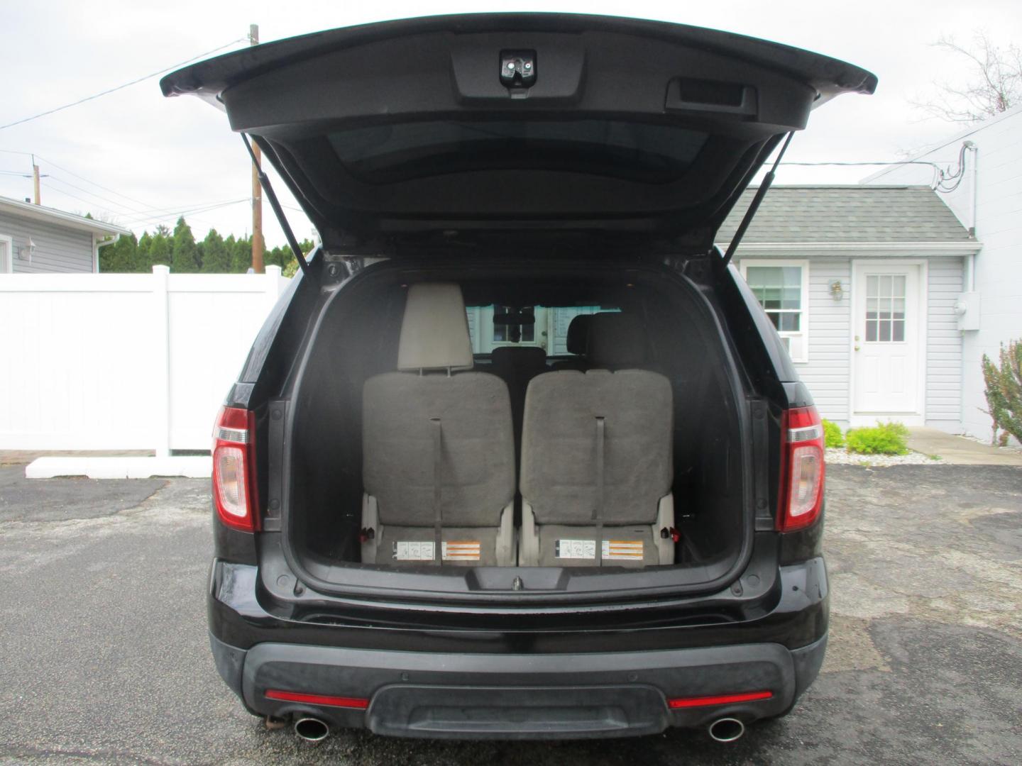 2013 BLACK Ford Explorer XLT 4WD (1FM5K8D81DG) with an 3.5L V6 DOHC 24V engine, 6-Speed Automatic transmission, located at 540a Delsea Drive, Sewell, NJ, 08080, (987) 867-5309, 39.752560, -75.111206 - Photo#25