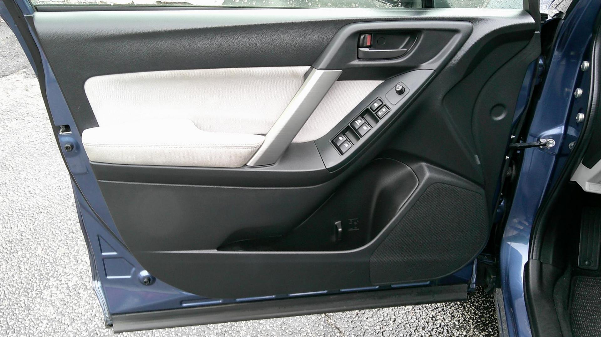 2014 BLUE Subaru Forester 2.5i Premium (JF2SJAEC0EH) with an 2.5L H4 SOHC 16V engine, 6-Speed Automatic transmission, located at 540a Delsea Drive, Sewell, NJ, 08080, (987) 867-5309, 39.752560, -75.111206 - Photo#12