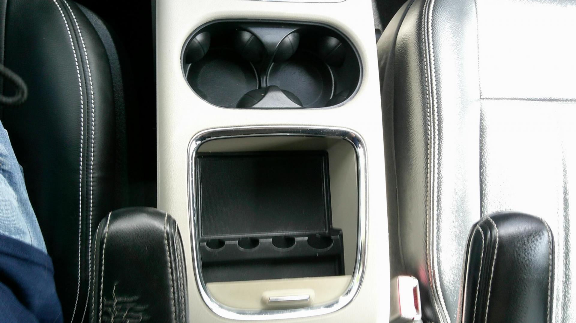 2015 BLUE Chrysler Town & Country Touring-L (2C4RC1CG5FR) with an 3.6L V6 DOHC 24V engine, 6-Speed Automatic transmission, located at 540a Delsea Drive, Sewell, NJ, 08080, (987) 867-5309, 39.752560, -75.111206 - Photo#22