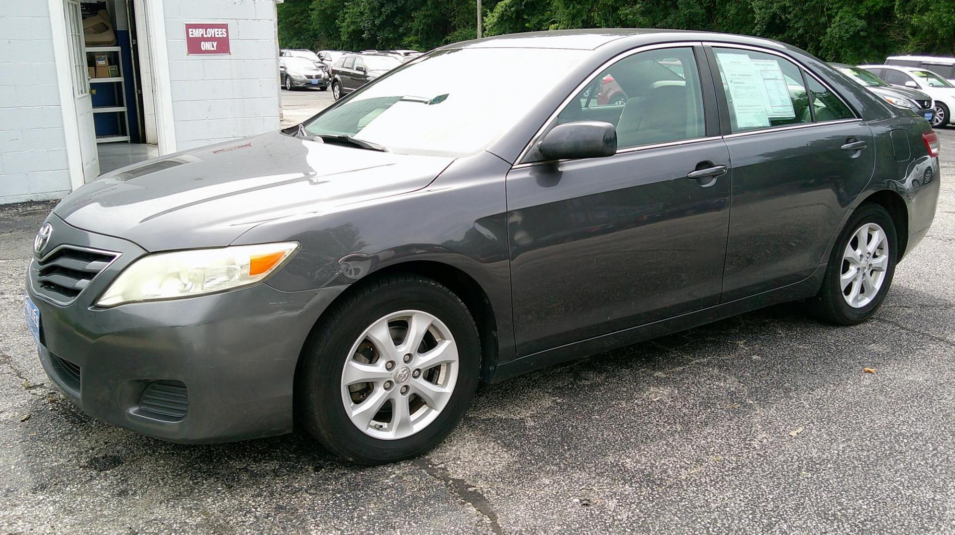 2011 GRAY Toyota Camry SE 6-Spd MT (4T1BF3EK2BU) with an 2.5L L4 DOHC 16V engine, 6-Speed Manual transmission, located at 540a Delsea Drive, Sewell, NJ, 08080, (987) 867-5309, 39.752560, -75.111206 - Photo#1