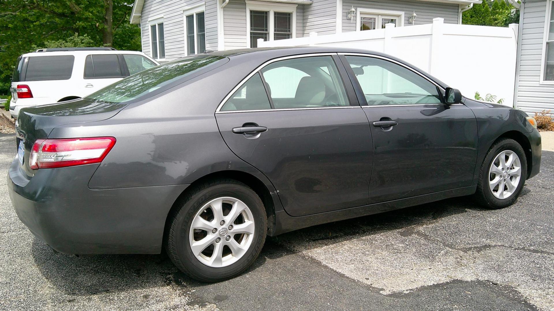 2011 GRAY Toyota Camry SE 6-Spd MT (4T1BF3EK2BU) with an 2.5L L4 DOHC 16V engine, 6-Speed Manual transmission, located at 540a Delsea Drive, Sewell, NJ, 08080, (987) 867-5309, 39.752560, -75.111206 - Photo#6