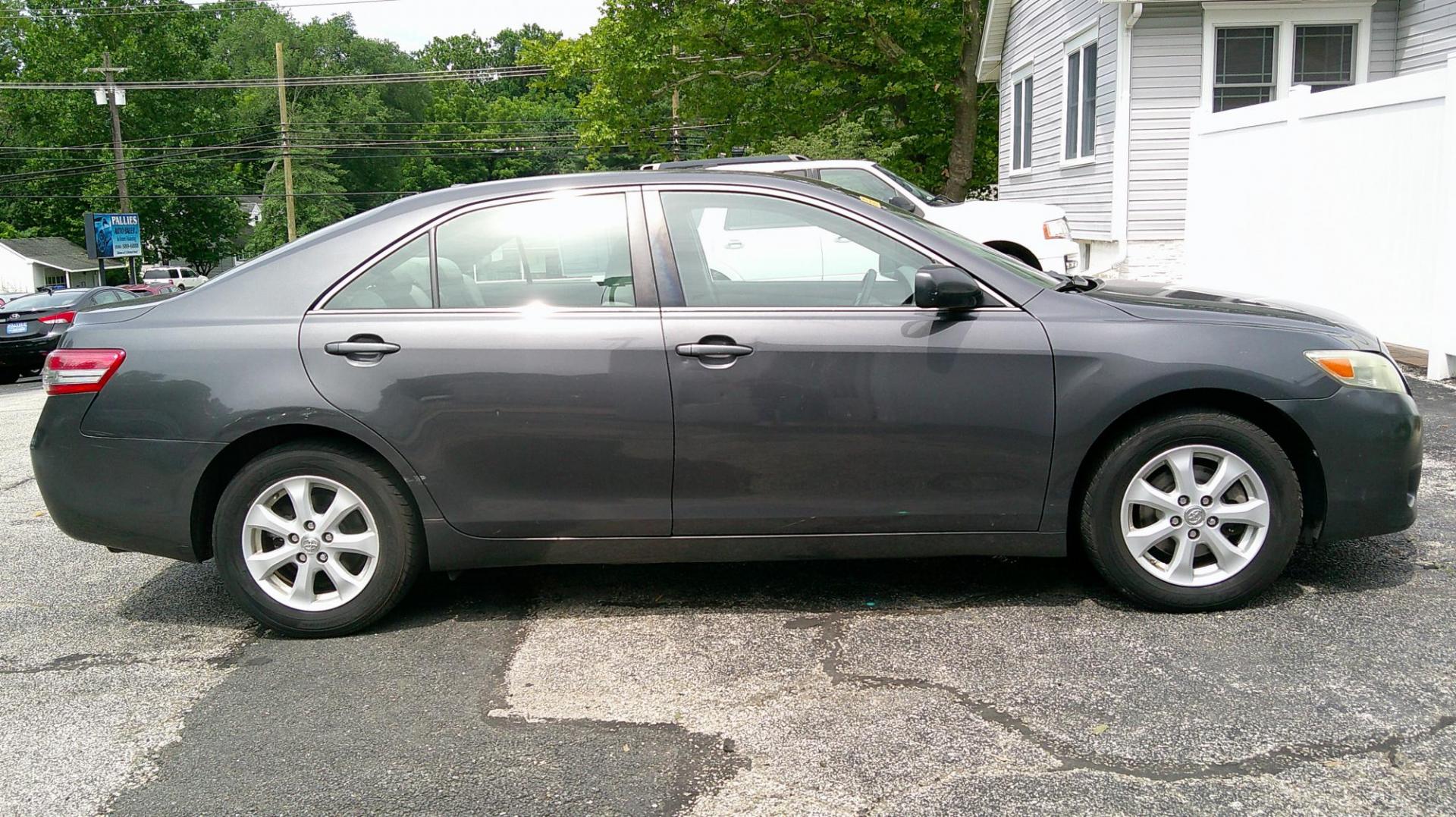 2011 GRAY Toyota Camry SE 6-Spd MT (4T1BF3EK2BU) with an 2.5L L4 DOHC 16V engine, 6-Speed Manual transmission, located at 540a Delsea Drive, Sewell, NJ, 08080, (987) 867-5309, 39.752560, -75.111206 - Photo#7