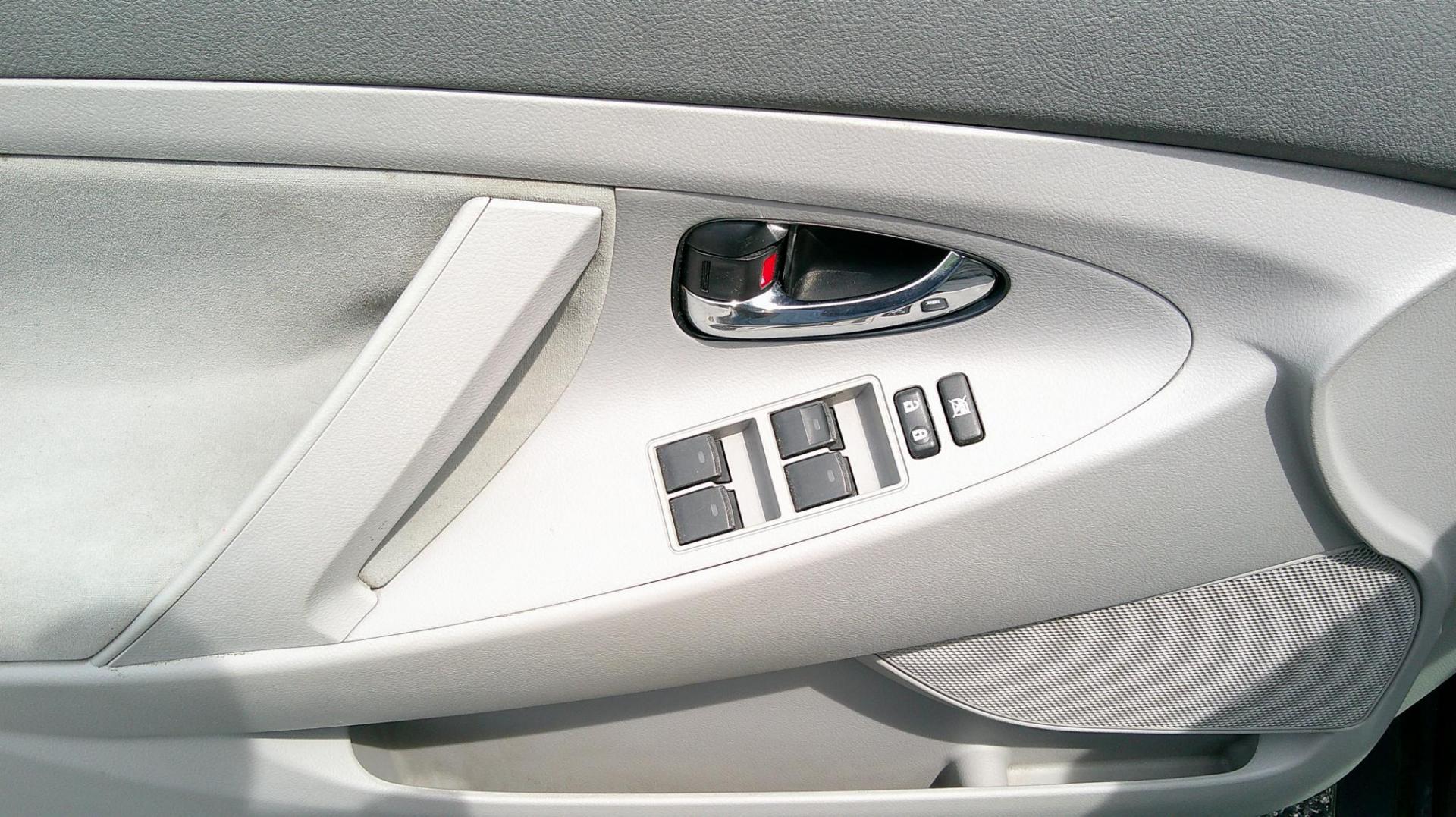 2011 GRAY Toyota Camry SE 6-Spd MT (4T1BF3EK2BU) with an 2.5L L4 DOHC 16V engine, 6-Speed Manual transmission, located at 540a Delsea Drive, Sewell, NJ, 08080, (987) 867-5309, 39.752560, -75.111206 - Photo#13