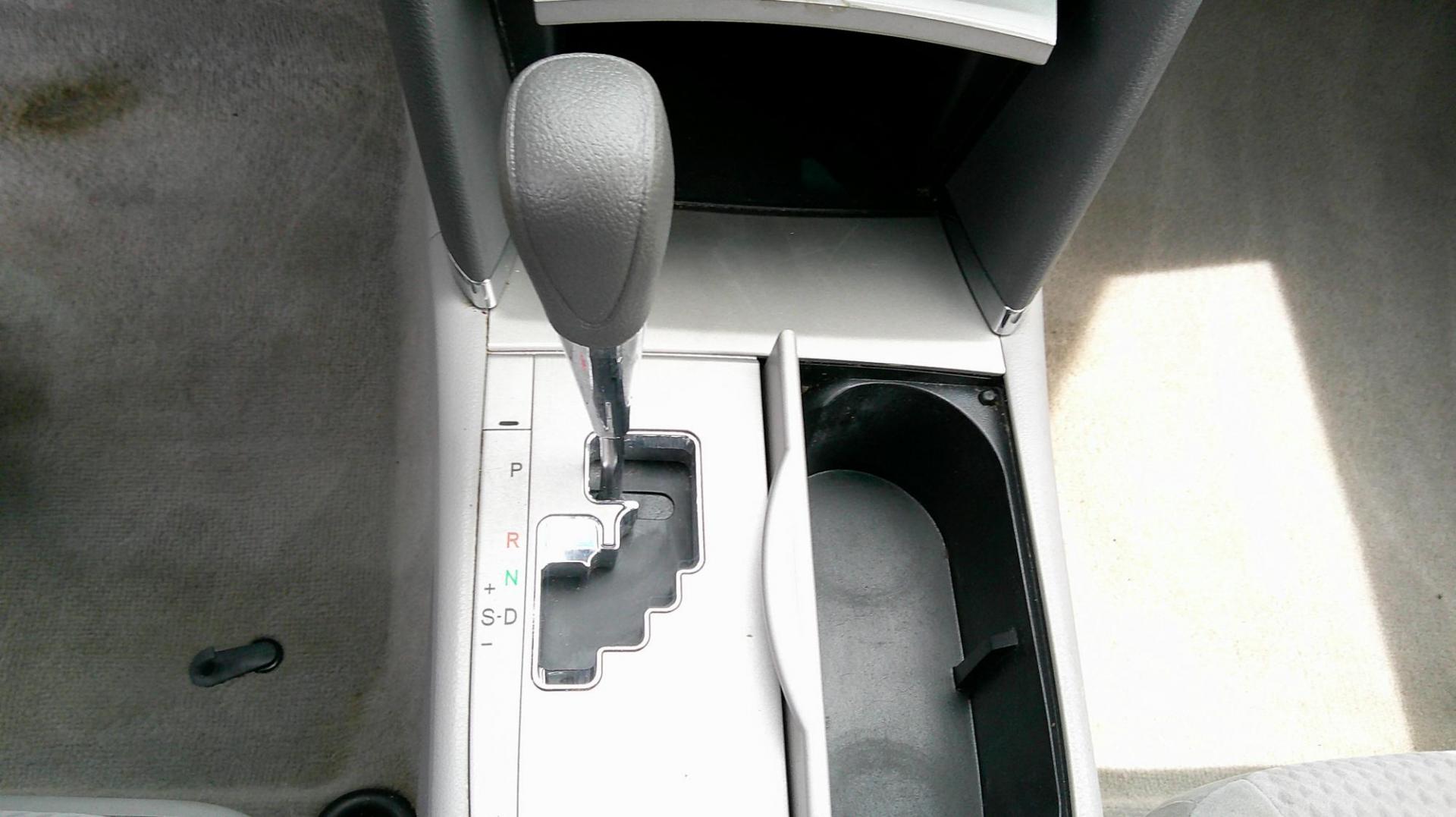 2011 GRAY Toyota Camry SE 6-Spd MT (4T1BF3EK2BU) with an 2.5L L4 DOHC 16V engine, 6-Speed Manual transmission, located at 540a Delsea Drive, Sewell, NJ, 08080, (987) 867-5309, 39.752560, -75.111206 - Photo#21