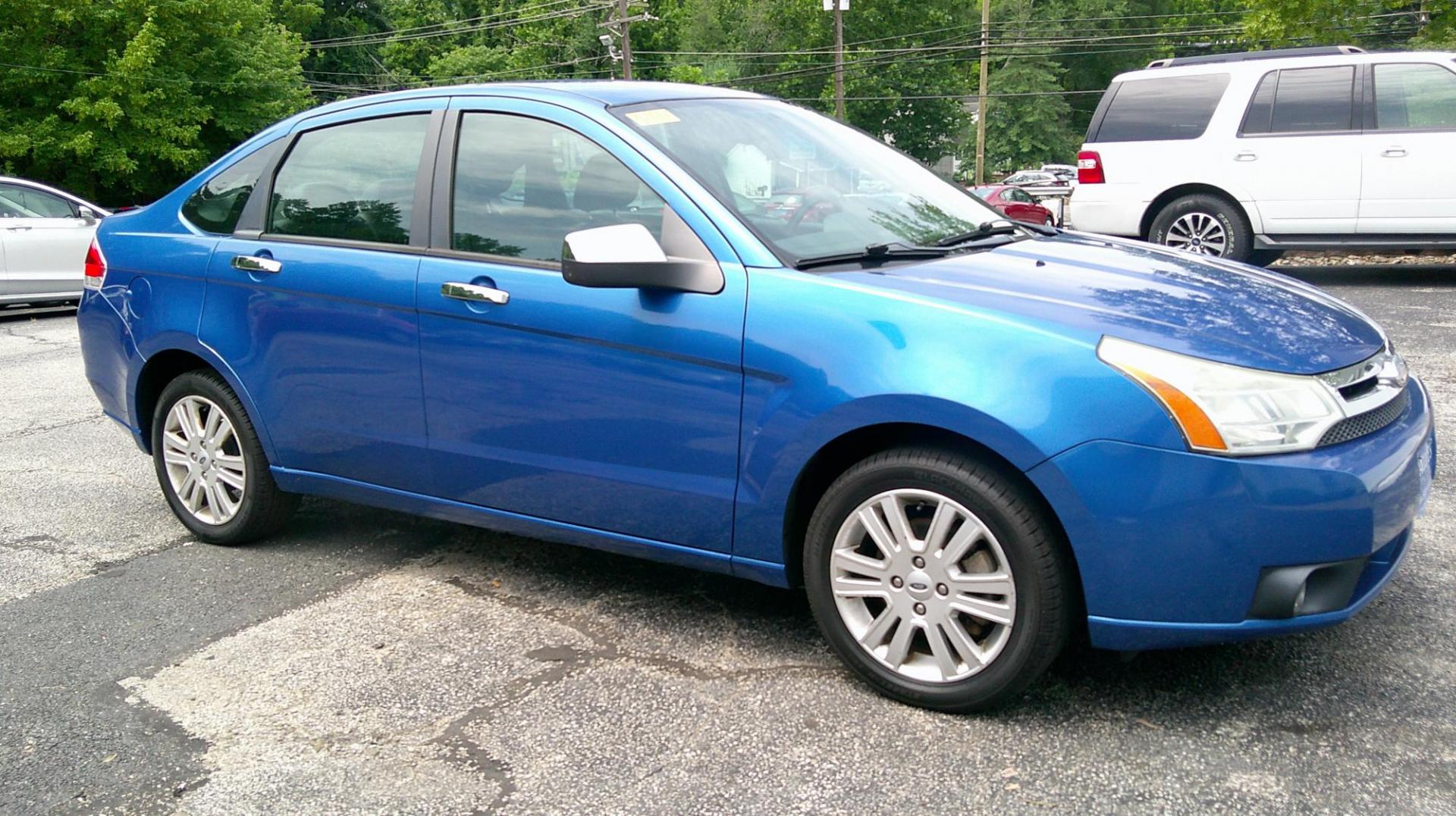 2011 BLUE Ford Focus SEL Sedan (1FAHP3HN7BW) with an 2.0L L4 DOHC 16V engine, located at 540a Delsea Drive, Sewell, NJ, 08080, (987) 867-5309, 39.752560, -75.111206 - Photo#8