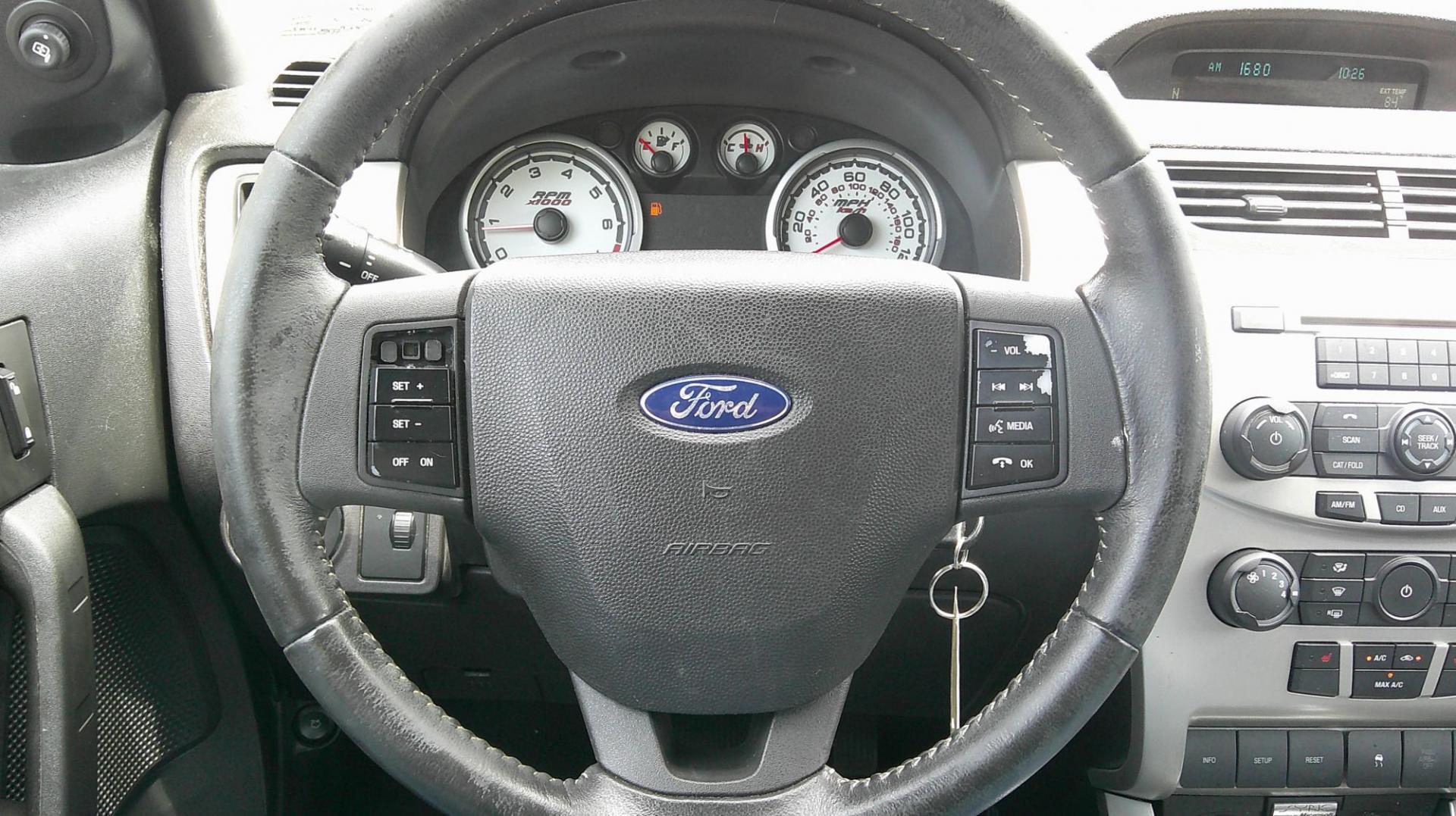 2011 BLUE Ford Focus SEL Sedan (1FAHP3HN7BW) with an 2.0L L4 DOHC 16V engine, located at 540a Delsea Drive, Sewell, NJ, 08080, (987) 867-5309, 39.752560, -75.111206 - Photo#17