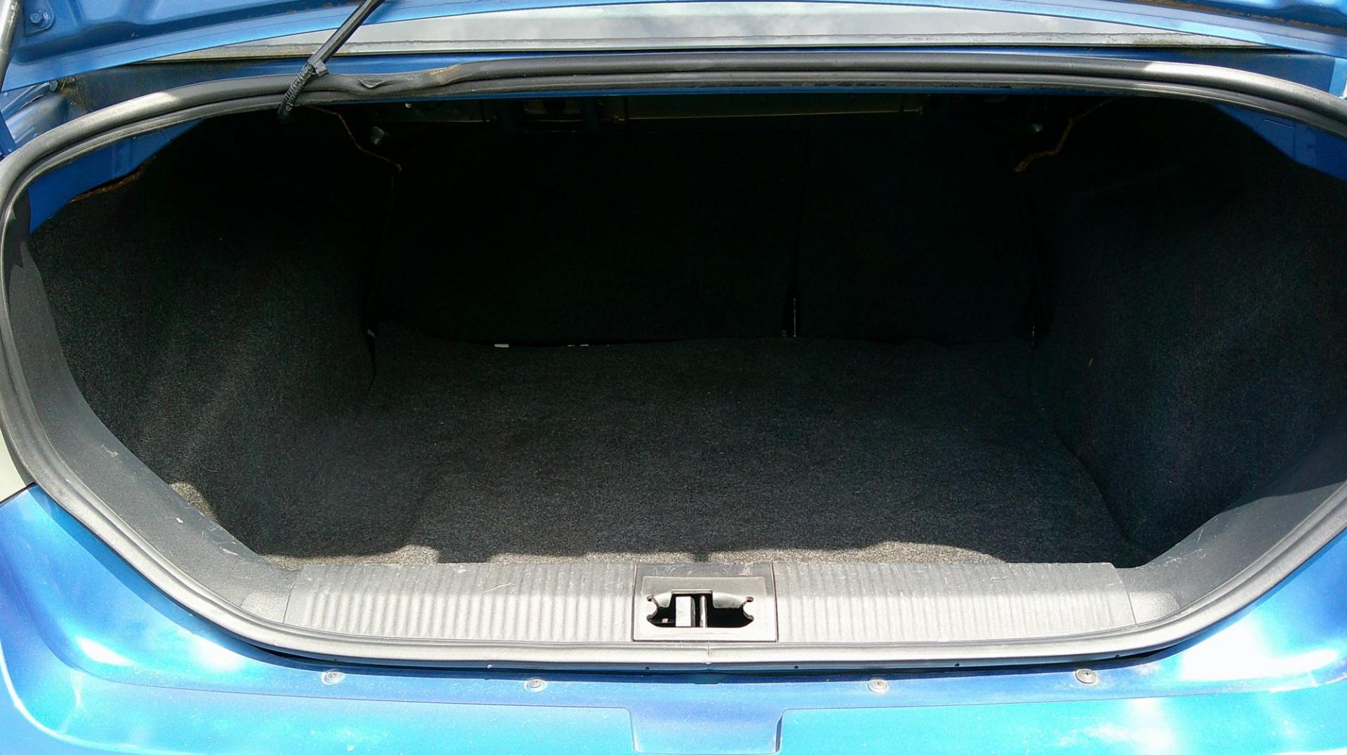 2011 BLUE Ford Focus SEL Sedan (1FAHP3HN7BW) with an 2.0L L4 DOHC 16V engine, located at 540a Delsea Drive, Sewell, NJ, 08080, (987) 867-5309, 39.752560, -75.111206 - Photo#24