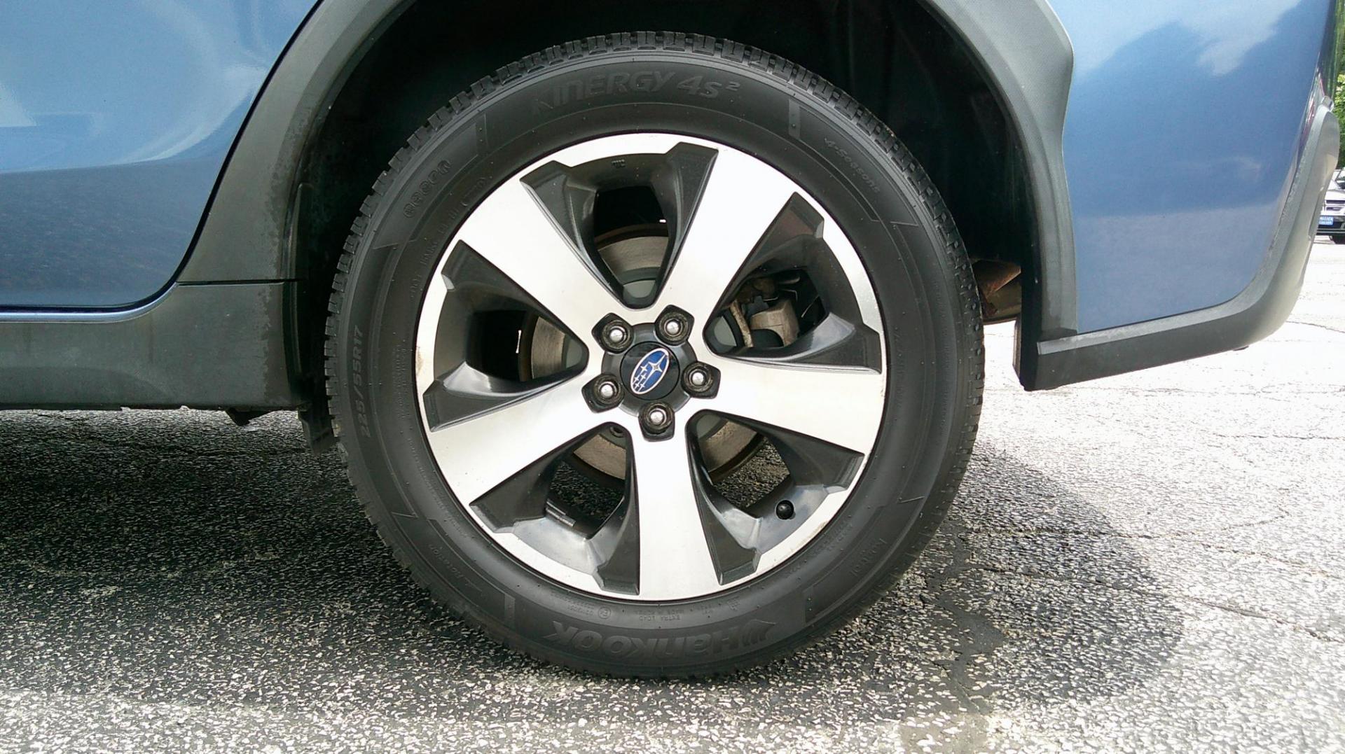 2016 BLUE Subaru XV Crosstrek Hybrid Touring (JF2GPBBC5GH) with an 2.0L L4 DOHC 16V HYBRID engine, CVT transmission, located at 540a Delsea Drive, Sewell, NJ, 08080, (987) 867-5309, 39.752560, -75.111206 - Photo#24