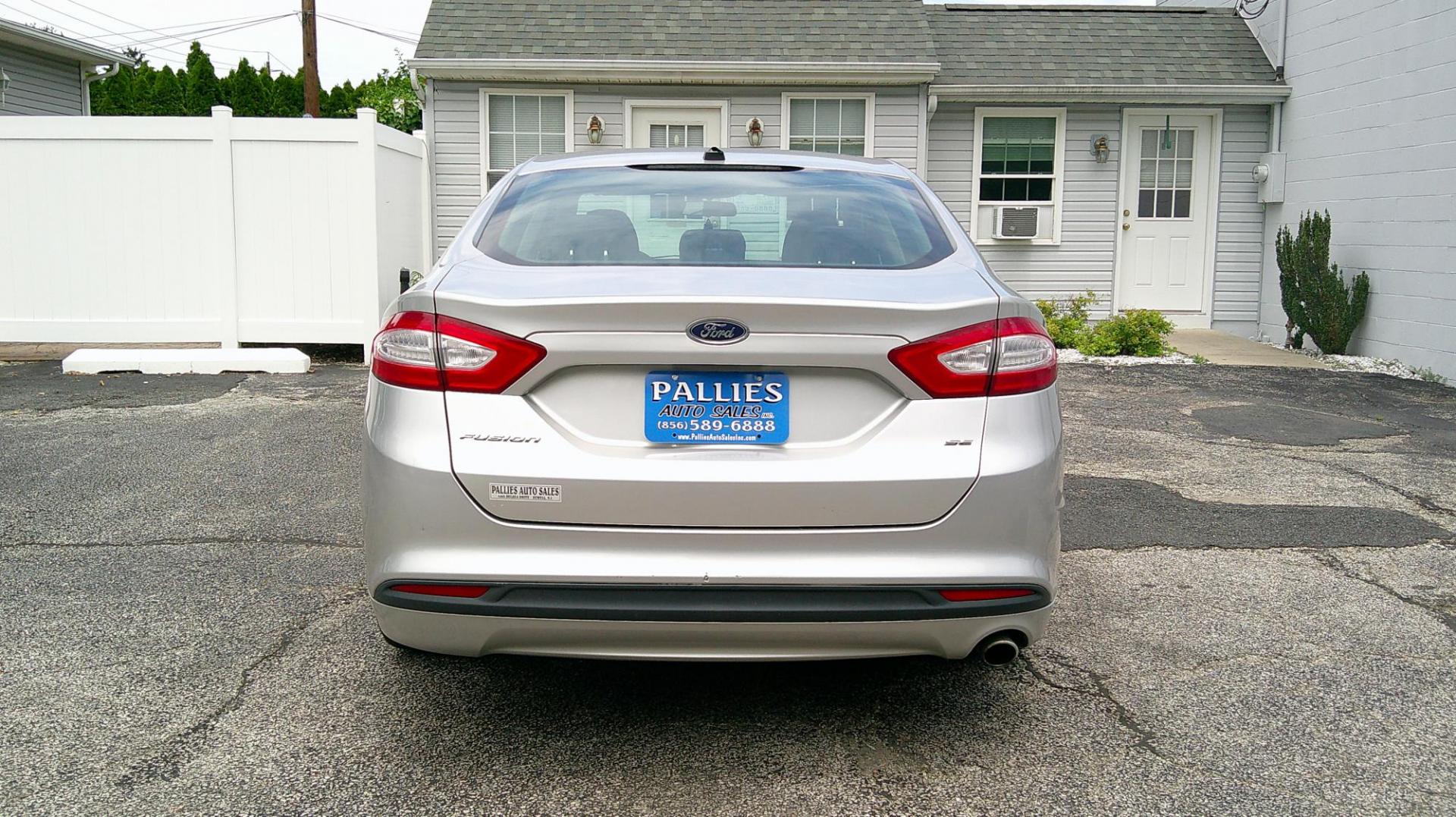 2013 SILVER Ford Fusion SE (3FA6P0H78DR) with an 2.5L L4 DOHC 16V engine, located at 540a Delsea Drive, Sewell, NJ, 08080, (987) 867-5309, 39.752560, -75.111206 - Photo#4