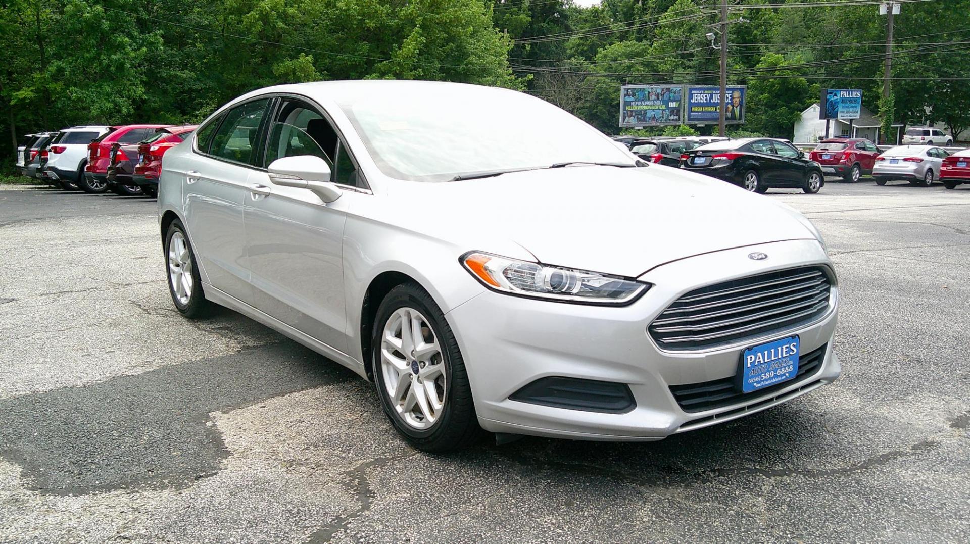 2013 SILVER Ford Fusion SE (3FA6P0H78DR) with an 2.5L L4 DOHC 16V engine, located at 540a Delsea Drive, Sewell, NJ, 08080, (987) 867-5309, 39.752560, -75.111206 - Photo#9
