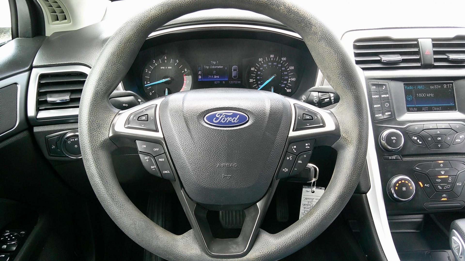 2013 SILVER Ford Fusion SE (3FA6P0H78DR) with an 2.5L L4 DOHC 16V engine, located at 540a Delsea Drive, Sewell, NJ, 08080, (987) 867-5309, 39.752560, -75.111206 - Photo#17