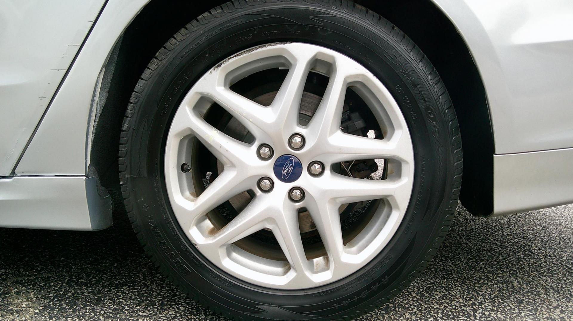 2013 SILVER Ford Fusion SE (3FA6P0H78DR) with an 2.5L L4 DOHC 16V engine, located at 540a Delsea Drive, Sewell, NJ, 08080, (987) 867-5309, 39.752560, -75.111206 - Photo#25