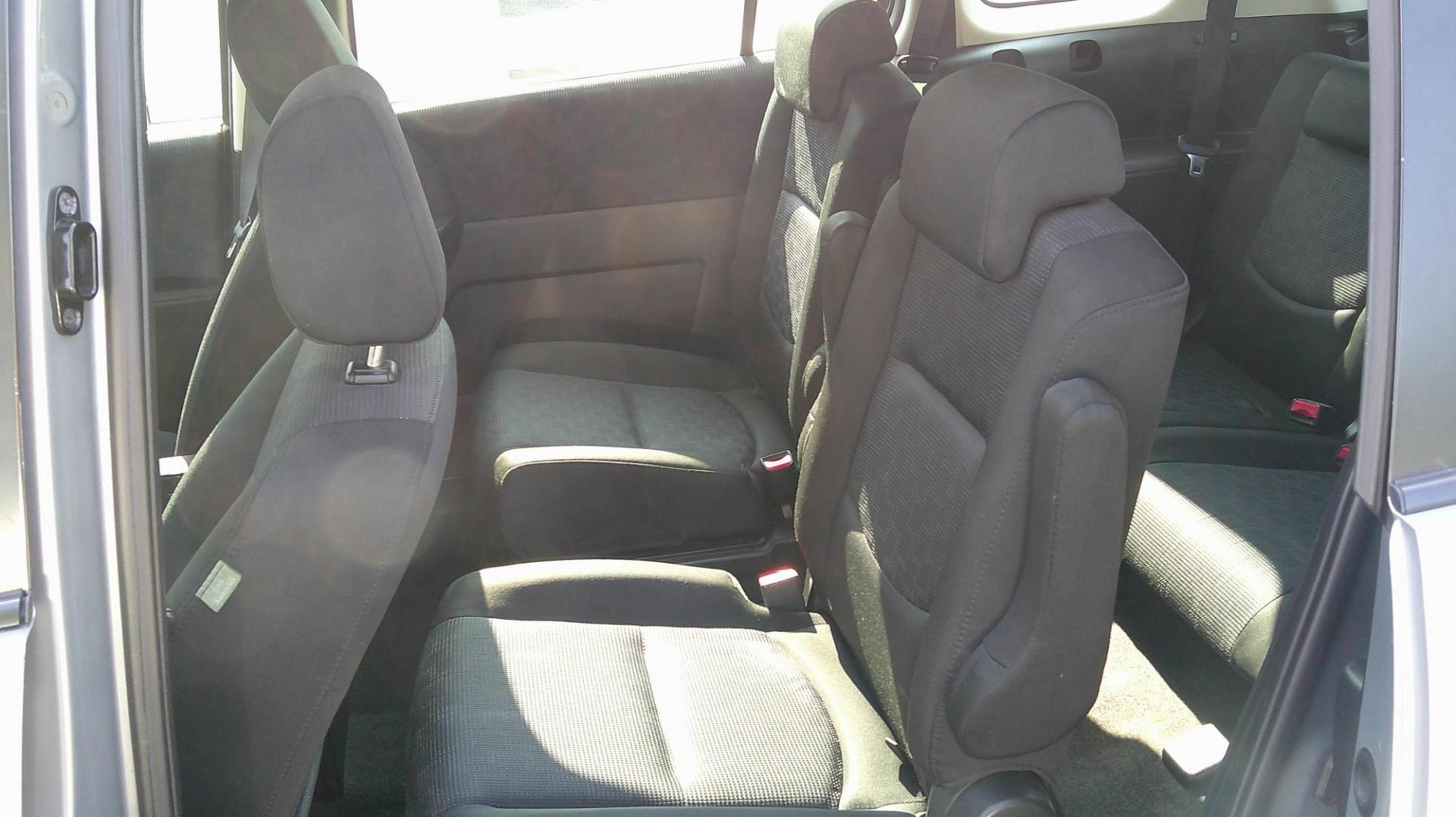 2010 SILVER Mazda MAZDA5 Grand Touring (JM1CR2WLXA0) with an 2.3L L4 DOHC 16V engine, located at 540a Delsea Drive, Sewell, NJ, 08080, (987) 867-5309, 39.752560, -75.111206 - Photo#14