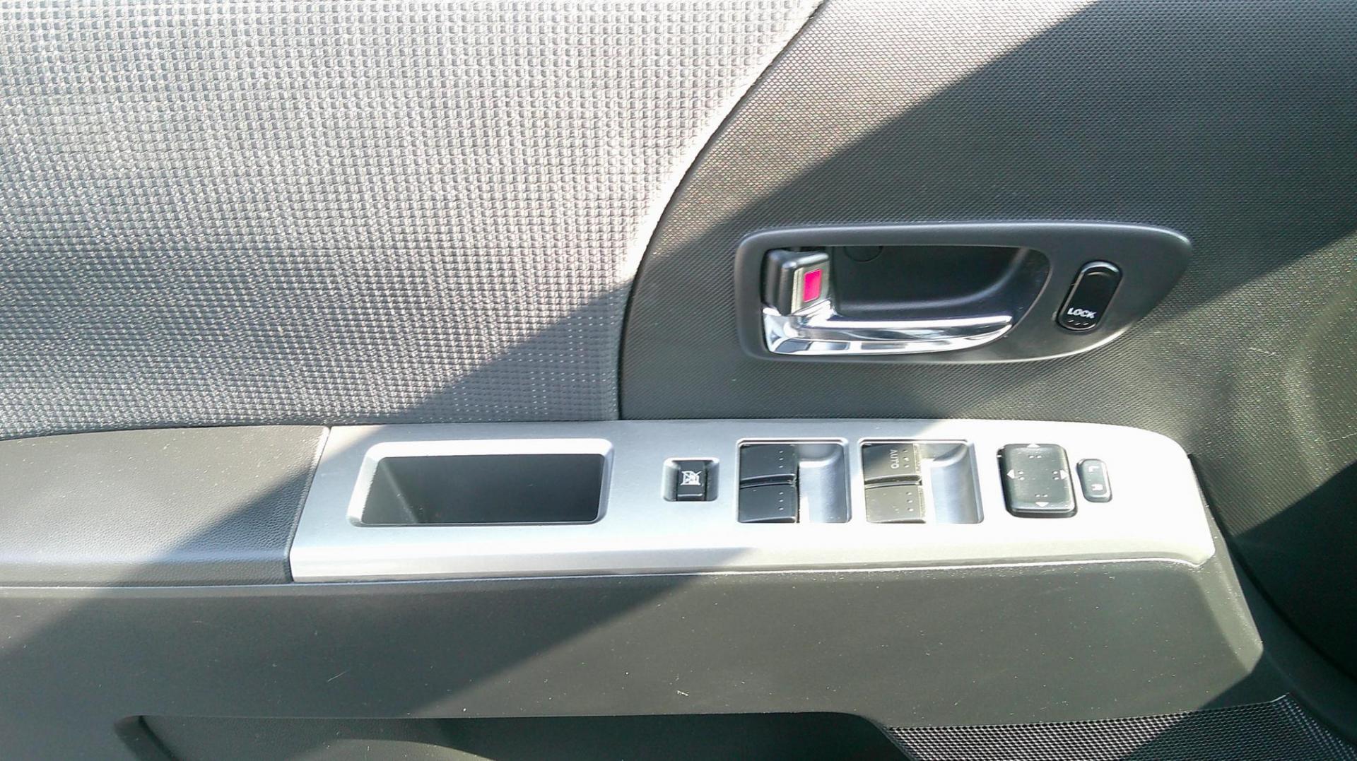 2010 SILVER Mazda MAZDA5 Grand Touring (JM1CR2WLXA0) with an 2.3L L4 DOHC 16V engine, located at 540a Delsea Drive, Sewell, NJ, 08080, (987) 867-5309, 39.752560, -75.111206 - Photo#13