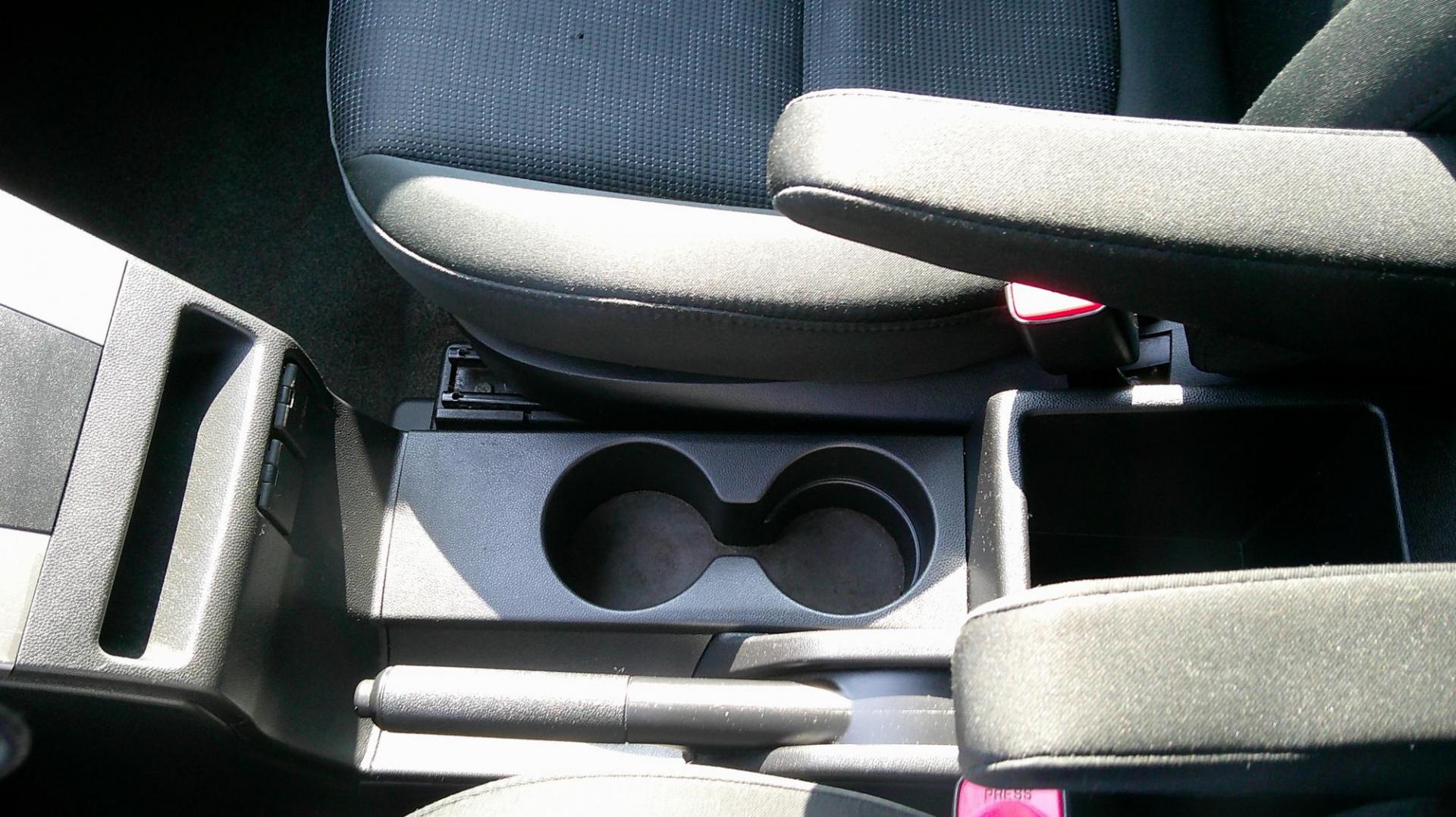 2010 SILVER Mazda MAZDA5 Grand Touring (JM1CR2WLXA0) with an 2.3L L4 DOHC 16V engine, located at 540a Delsea Drive, Sewell, NJ, 08080, (987) 867-5309, 39.752560, -75.111206 - Photo#22