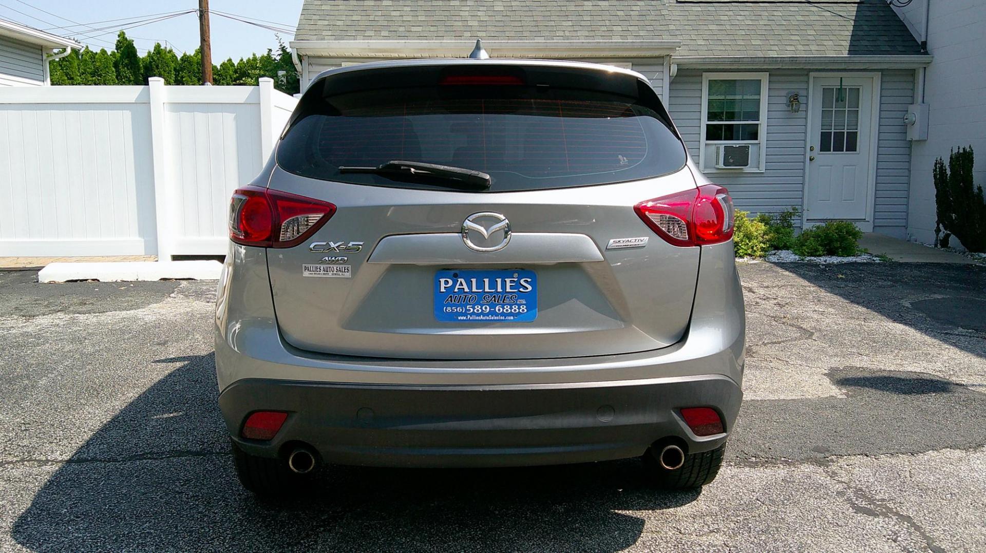 2013 SILVER Mazda CX-5 Sport AWD (JM3KE4BE1D0) with an SKYACTIV-G 2L I-4 engine, 6-Speed Automatic transmission, located at 540a Delsea Drive, Sewell, NJ, 08080, (987) 867-5309, 39.752560, -75.111206 - Photo#4