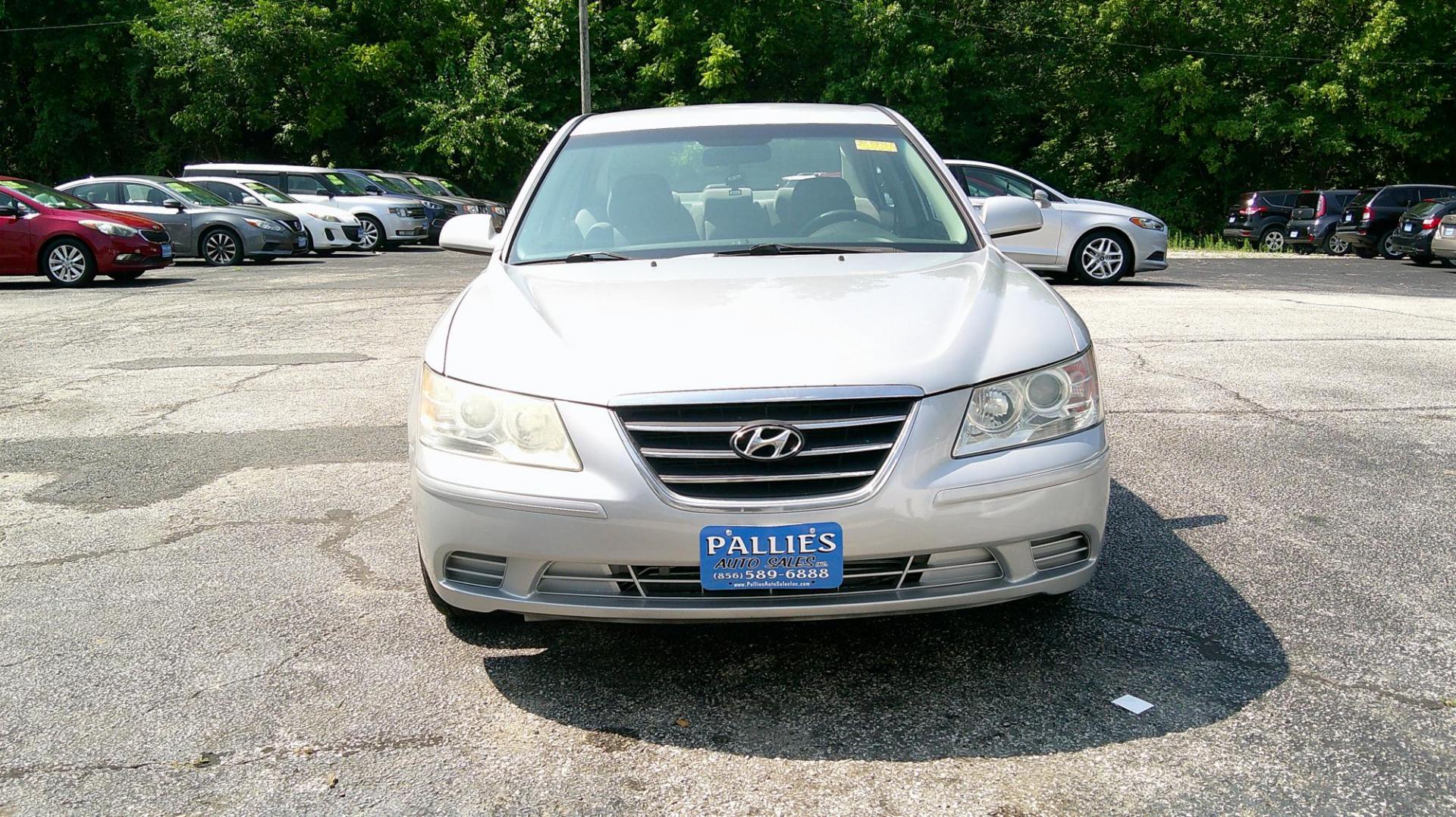 2010 SILVER Hyundai Sonata GLS (5NPET4AC6AH) with an 2.4L L4 DOHC 16V engine, located at 540a Delsea Drive, Sewell, NJ, 08080, (987) 867-5309, 39.752560, -75.111206 - Photo#10