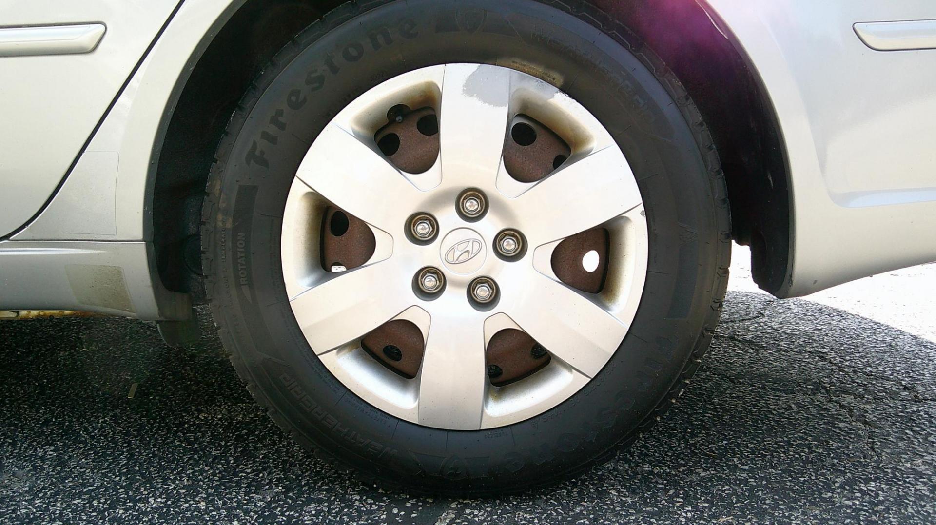 2010 SILVER Hyundai Sonata GLS (5NPET4AC6AH) with an 2.4L L4 DOHC 16V engine, located at 540a Delsea Drive, Sewell, NJ, 08080, (987) 867-5309, 39.752560, -75.111206 - Photo#26