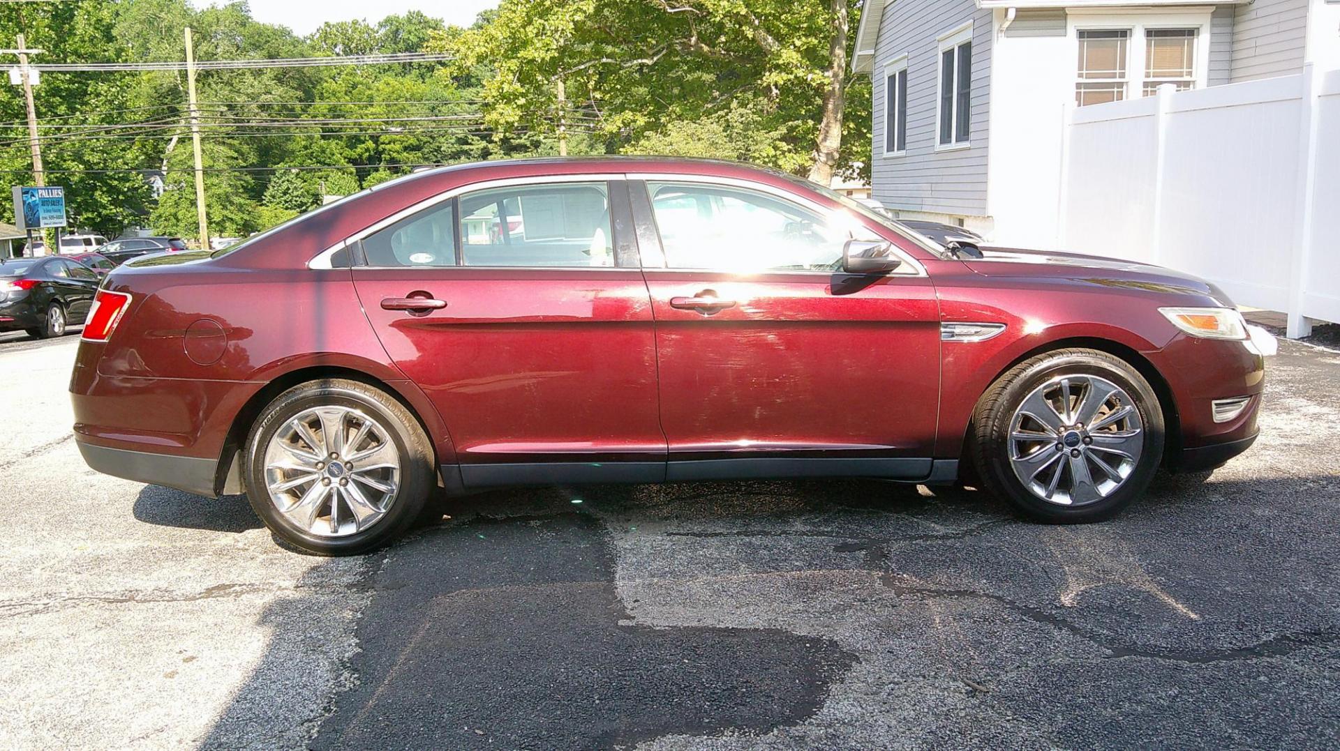 2012 BROWN Ford Taurus Limited FWD (1FAHP2FW2CG) with an 3.5L V6 DOHC 24V engine, 6-Speed Automatic transmission, located at 540a Delsea Drive, Sewell, NJ, 08080, (987) 867-5309, 39.752560, -75.111206 - Photo#7