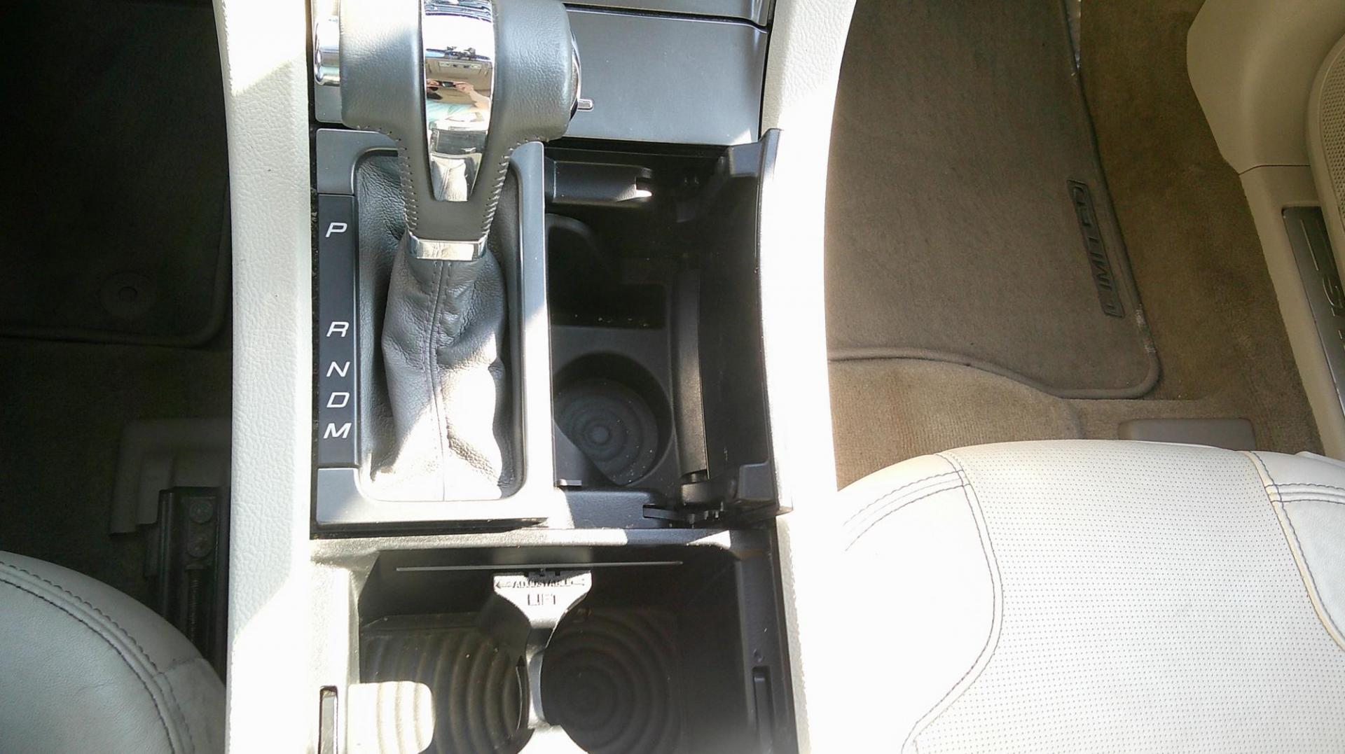 2012 BROWN Ford Taurus Limited FWD (1FAHP2FW2CG) with an 3.5L V6 DOHC 24V engine, 6-Speed Automatic transmission, located at 540a Delsea Drive, Sewell, NJ, 08080, (987) 867-5309, 39.752560, -75.111206 - Photo#23