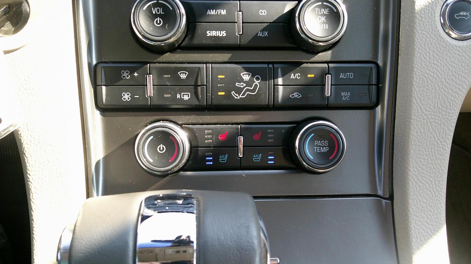 2012 BROWN Ford Taurus Limited FWD (1FAHP2FW2CG) with an 3.5L V6 DOHC 24V engine, 6-Speed Automatic transmission, located at 540a Delsea Drive, Sewell, NJ, 08080, (987) 867-5309, 39.752560, -75.111206 - Photo#22