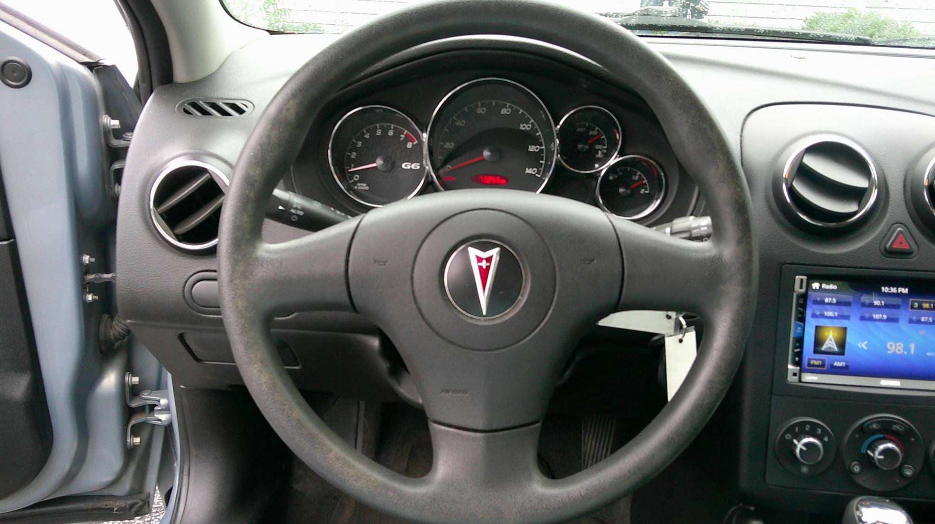 2008 GRAY Pontiac G6 1SV Sedan (1G2ZF57B284) with an 2.4L L4 DOHC 16V engine, 4-Speed Automatic Overdrive transmission, located at 540a Delsea Drive, Sewell, NJ, 08080, (987) 867-5309, 39.752560, -75.111206 - Photo#17