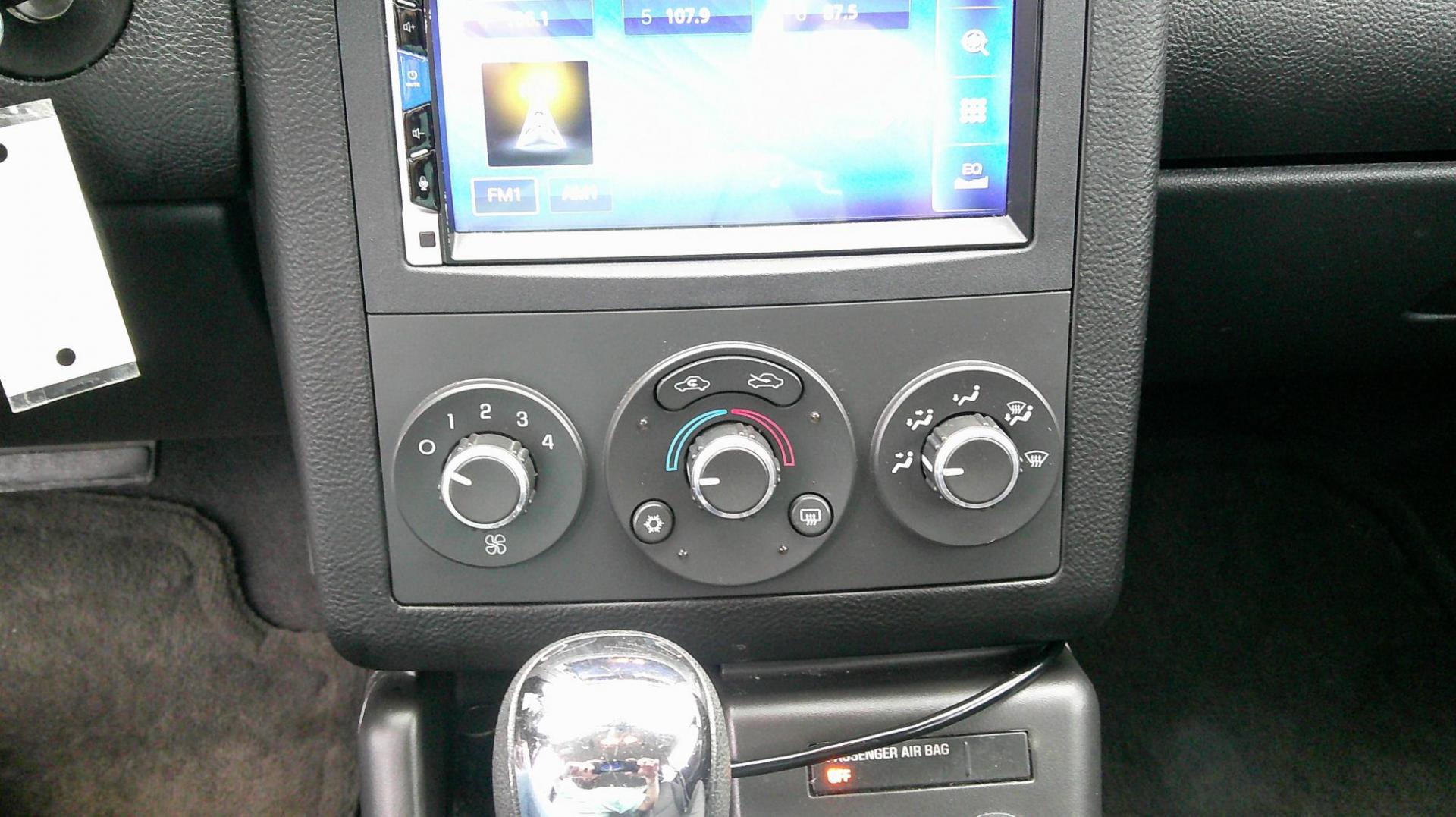 2008 GRAY Pontiac G6 1SV Sedan (1G2ZF57B284) with an 2.4L L4 DOHC 16V engine, 4-Speed Automatic Overdrive transmission, located at 540a Delsea Drive, Sewell, NJ, 08080, (987) 867-5309, 39.752560, -75.111206 - Photo#20