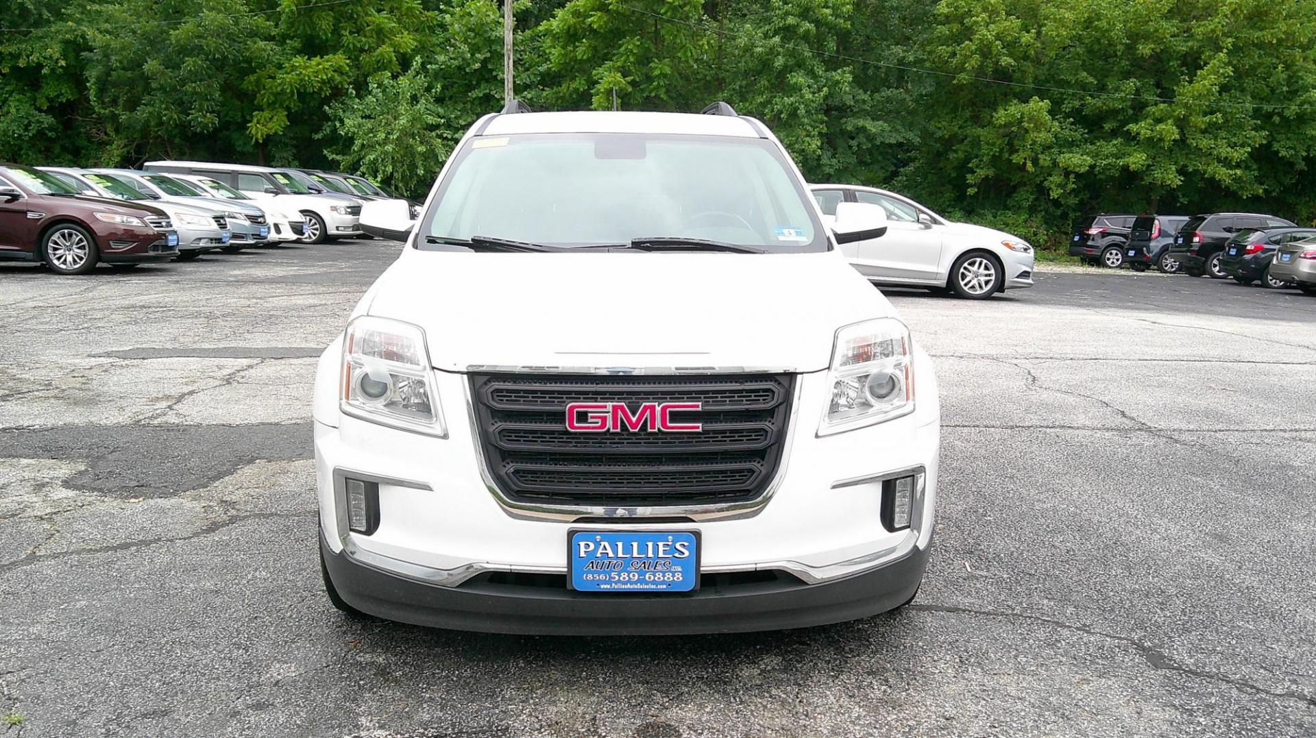 2017 WHITE GMC Terrain SLE2 AWD (2GKFLTEK5H6) with an 2.4L L4 DOHC 16V engine, 6A transmission, located at 540a Delsea Drive, Sewell, NJ, 08080, (987) 867-5309, 39.752560, -75.111206 - Photo#9