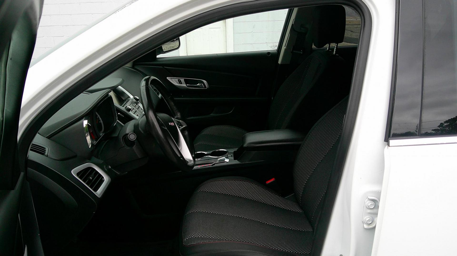 2017 WHITE GMC Terrain SLE2 AWD (2GKFLTEK5H6) with an 2.4L L4 DOHC 16V engine, 6A transmission, located at 540a Delsea Drive, Sewell, NJ, 08080, (987) 867-5309, 39.752560, -75.111206 - Photo#10