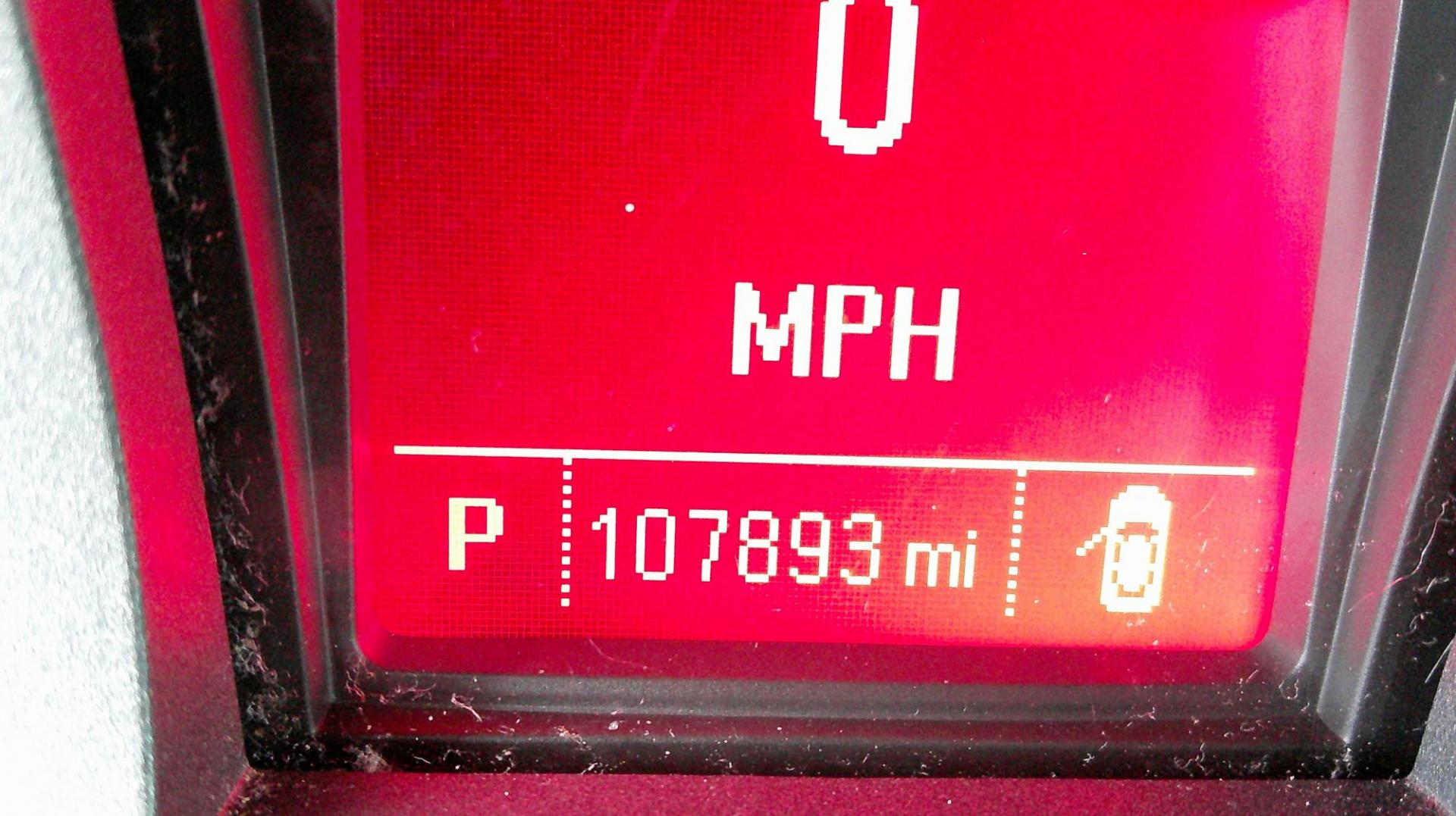 2017 WHITE GMC Terrain SLE2 AWD (2GKFLTEK5H6) with an 2.4L L4 DOHC 16V engine, 6A transmission, located at 540a Delsea Drive, Sewell, NJ, 08080, (987) 867-5309, 39.752560, -75.111206 - Photo#17