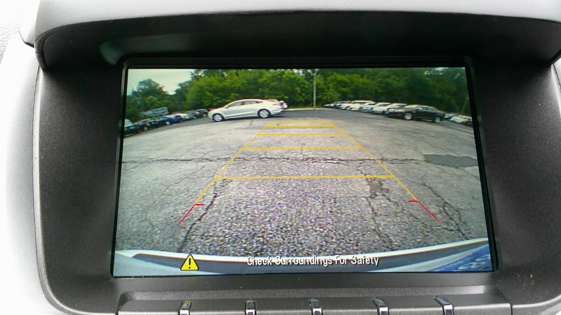 2017 WHITE GMC Terrain SLE2 AWD (2GKFLTEK5H6) with an 2.4L L4 DOHC 16V engine, 6A transmission, located at 540a Delsea Drive, Sewell, NJ, 08080, (987) 867-5309, 39.752560, -75.111206 - Photo#19