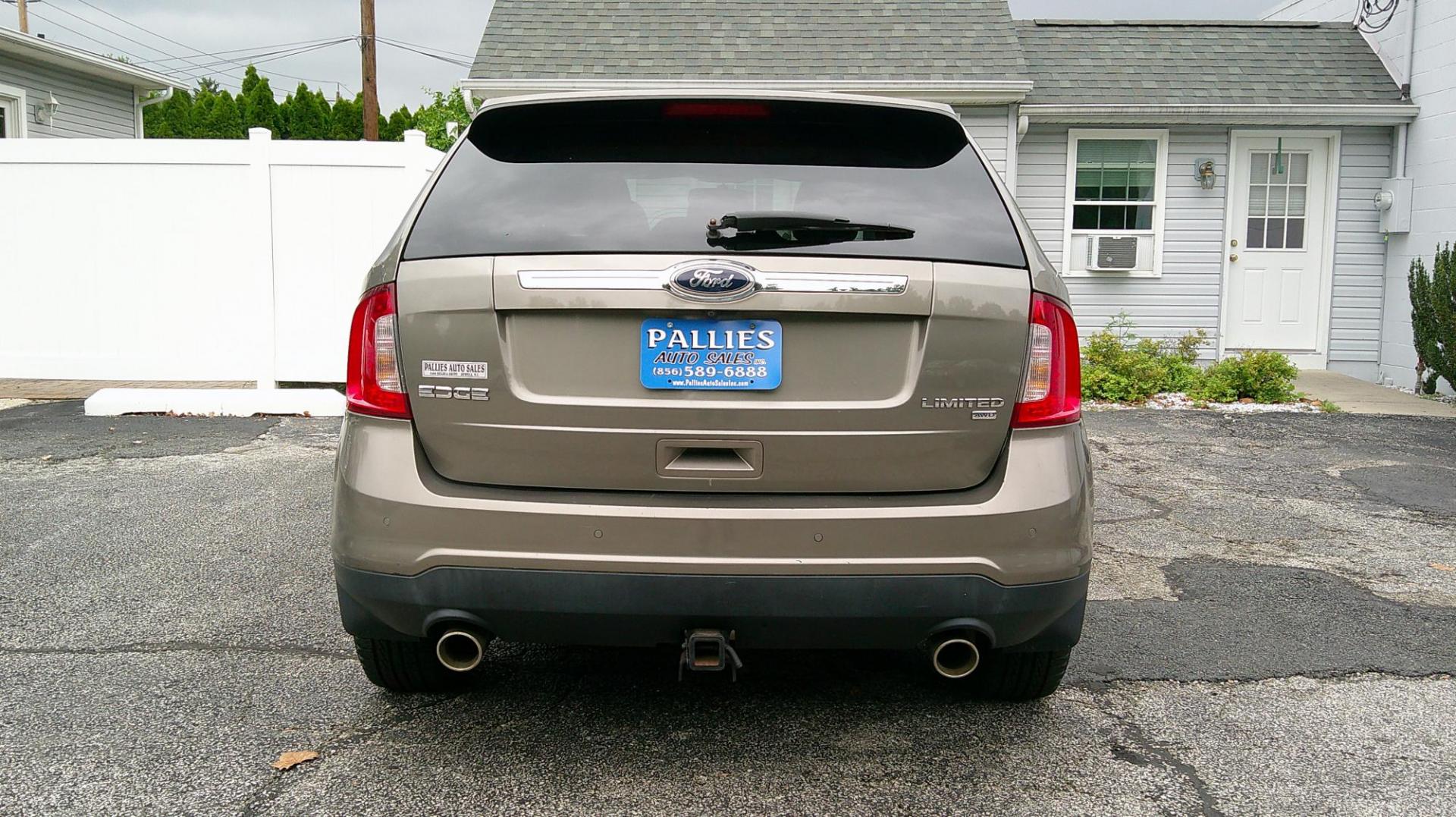2013 GRAY Ford Edge Limited AWD (2FMDK4KC3DB) with an 3.5L V6 DOHC 24V engine, 6-Speed Automatic transmission, located at 540a Delsea Drive, Sewell, NJ, 08080, (987) 867-5309, 39.752560, -75.111206 - Photo#4