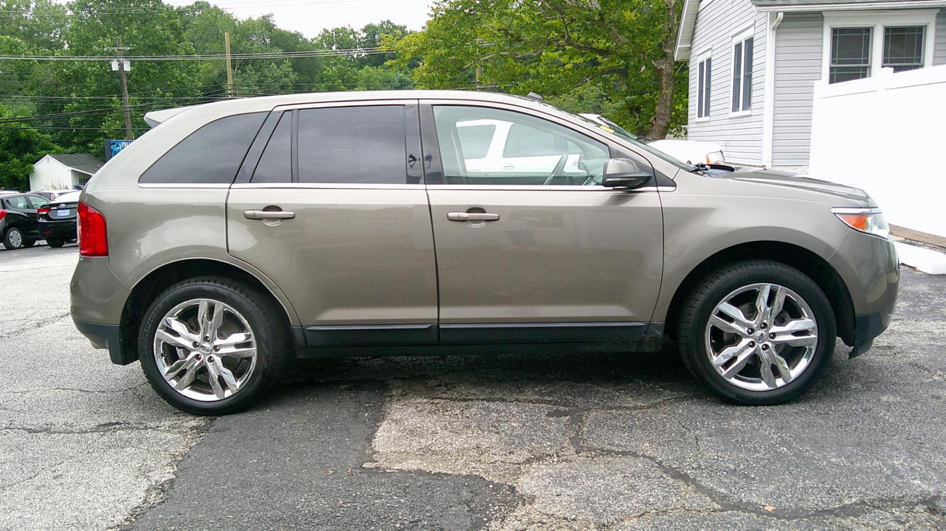 2013 GRAY Ford Edge Limited AWD (2FMDK4KC3DB) with an 3.5L V6 DOHC 24V engine, 6-Speed Automatic transmission, located at 540a Delsea Drive, Sewell, NJ, 08080, (987) 867-5309, 39.752560, -75.111206 - Photo#6