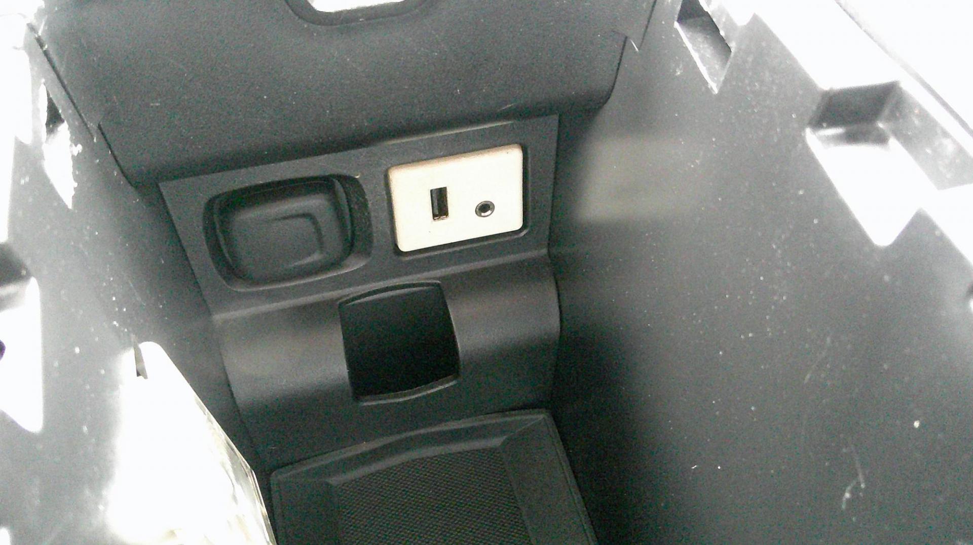 2015 BLUE Chevrolet Impala LS (1G11Z5SLXFU) with an 2.5L L4 DOHC 16V engine, 6-Speed Automatic transmission, located at 540a Delsea Drive, Sewell, NJ, 08080, (987) 867-5309, 39.752560, -75.111206 - Photo#23