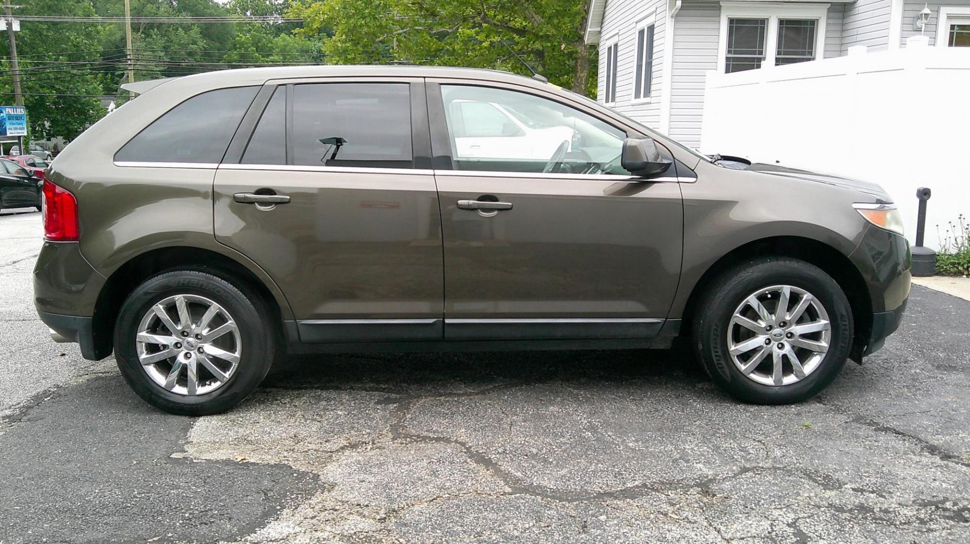 2011 GRAY Ford Edge Limited FWD (2FMDK3KC1BB) with an 3.5L V6 DOHC 24V engine, 6-Speed Automatic transmission, located at 540a Delsea Drive, Sewell, NJ, 08080, (987) 867-5309, 39.752560, -75.111206 - Photo#7