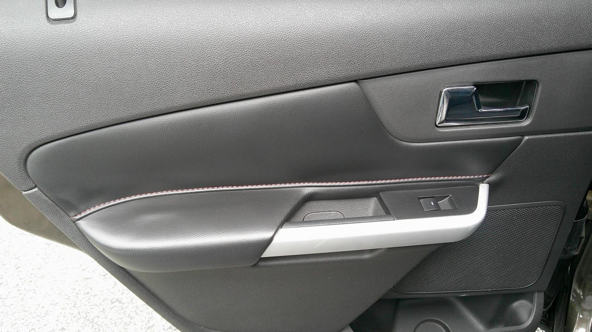 2011 GRAY Ford Edge Limited FWD (2FMDK3KC1BB) with an 3.5L V6 DOHC 24V engine, 6-Speed Automatic transmission, located at 540a Delsea Drive, Sewell, NJ, 08080, (987) 867-5309, 39.752560, -75.111206 - Photo#16