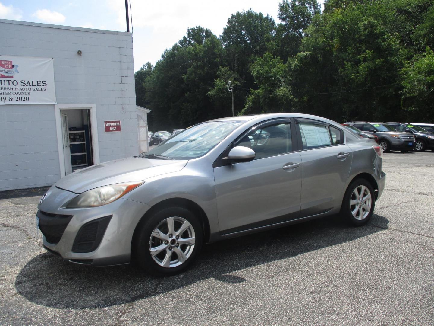 2011 GRAY Mazda MAZDA3 i Touring 4-Door (JM1BL1VG6B1) with an 2.0L L4 DOHC 16V engine, located at 540a Delsea Drive, Sewell, NJ, 08080, (987) 867-5309, 39.752560, -75.111206 - Photo#1