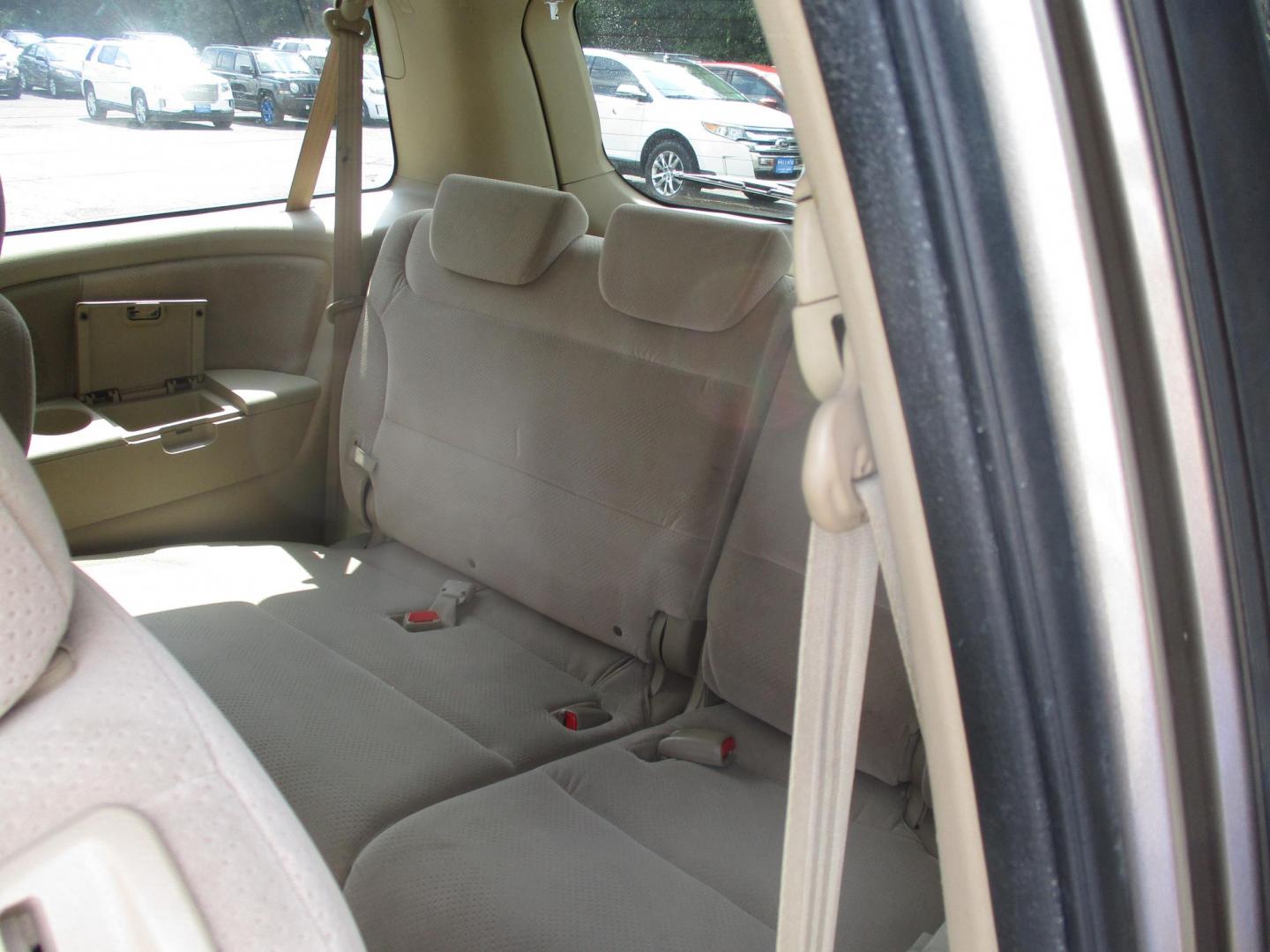 2007 GOLD Honda Odyssey LX (5FNRL38267B) with an 3.5L V6 SOHC 24V engine, 5-Speed Automatic Overdrive transmission, located at 540a Delsea Drive, Sewell, NJ, 08080, (987) 867-5309, 39.752560, -75.111206 - Photo#16