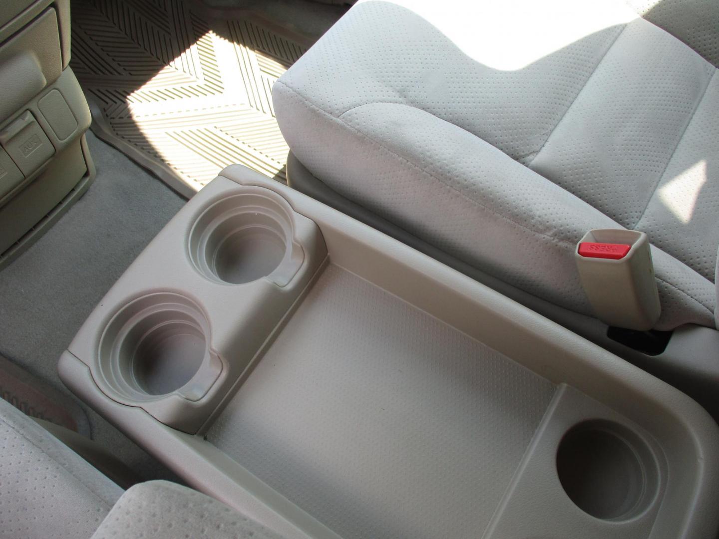 2007 GOLD Honda Odyssey LX (5FNRL38267B) with an 3.5L V6 SOHC 24V engine, 5-Speed Automatic Overdrive transmission, located at 540a Delsea Drive, Sewell, NJ, 08080, (987) 867-5309, 39.752560, -75.111206 - Photo#20